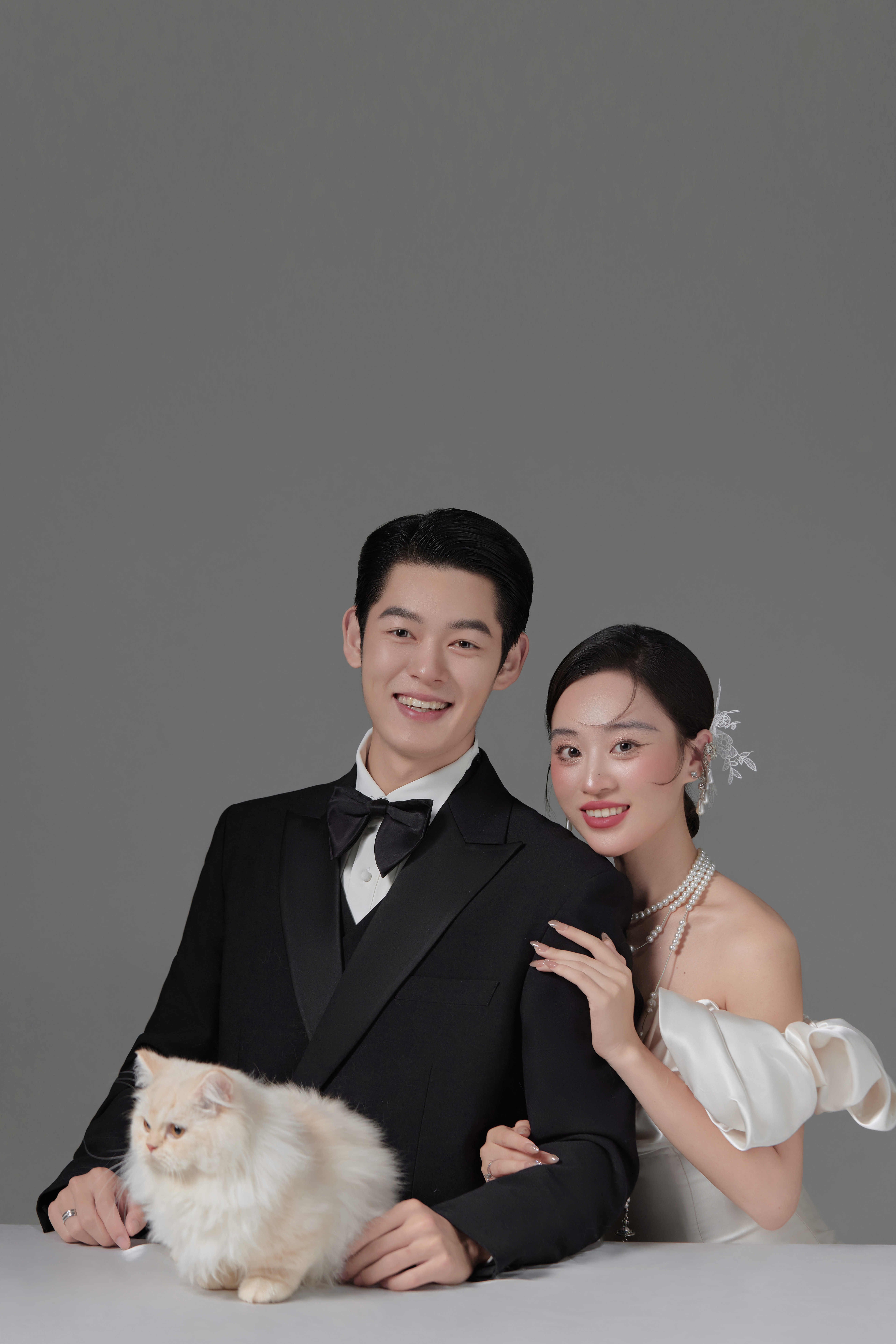【特价套餐】极简人像婚纱照套餐3999