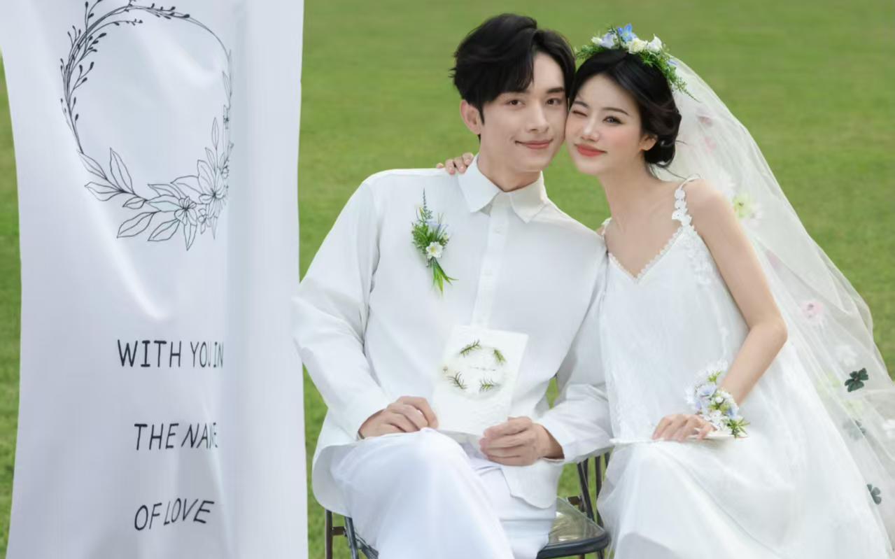 春夏必拍！！超鲜活🌿的小清新婚纱照太绝了😍