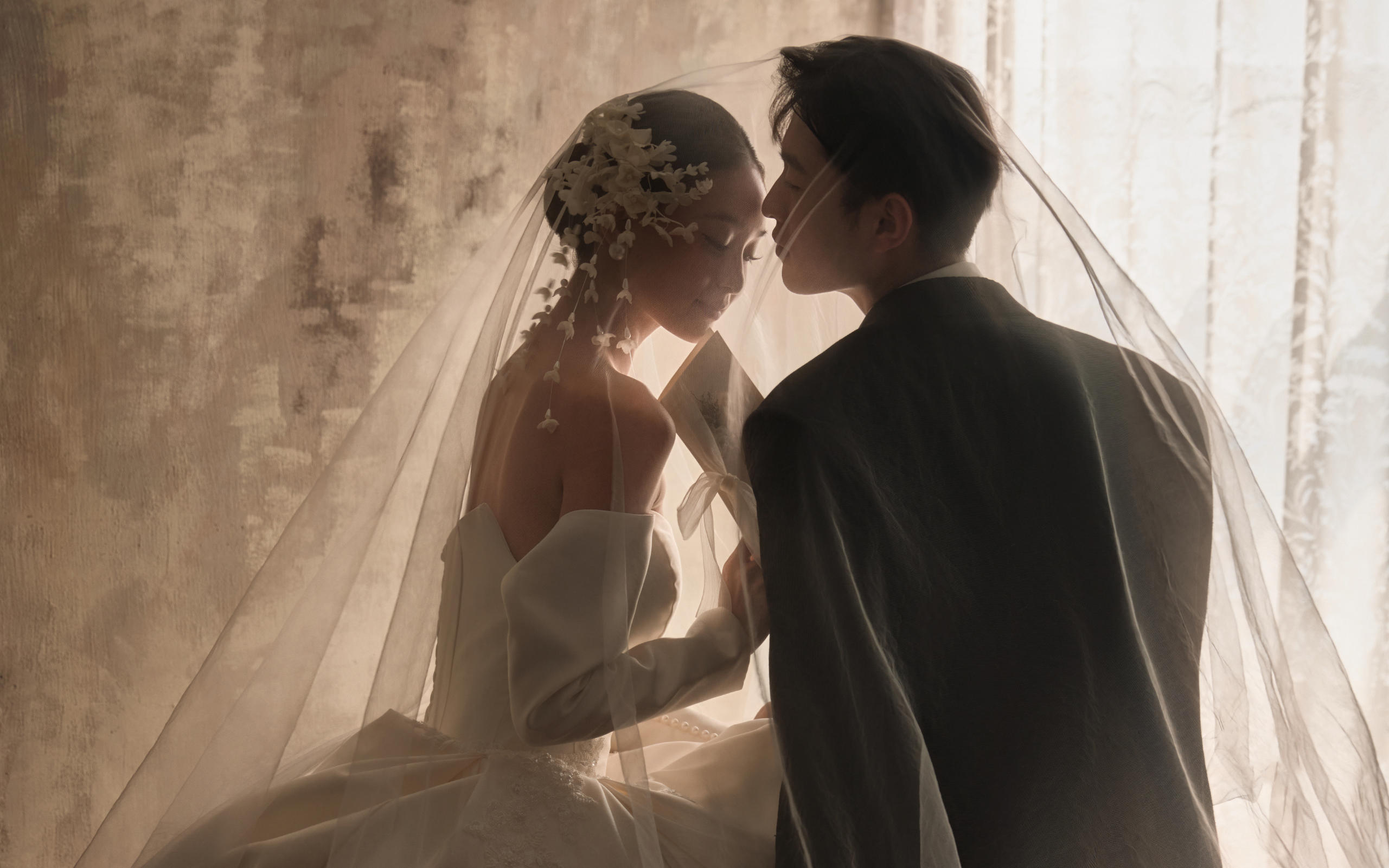 復刻世界名畫《婚禮簽字》油畫婚紗照