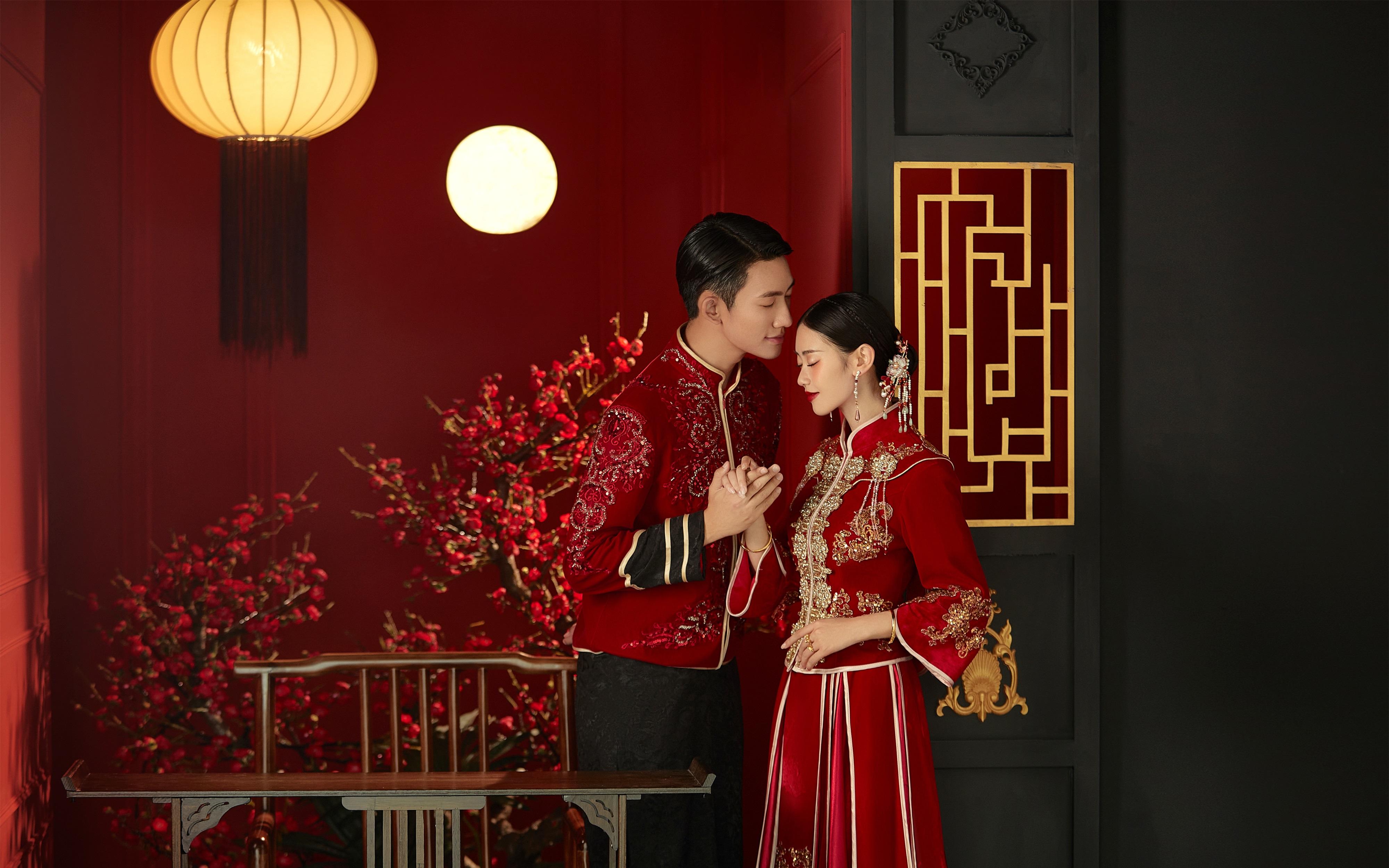 古韵流芳｜中式国风婚纱照  华服锦绣的爱情密码