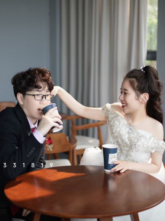 新郎早妆喜婆婆早妆造型