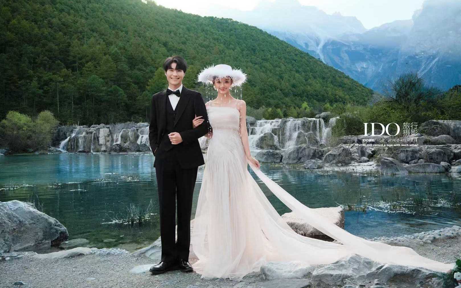 溪谷森系｜轻奢白纱婚纱氛围感大片