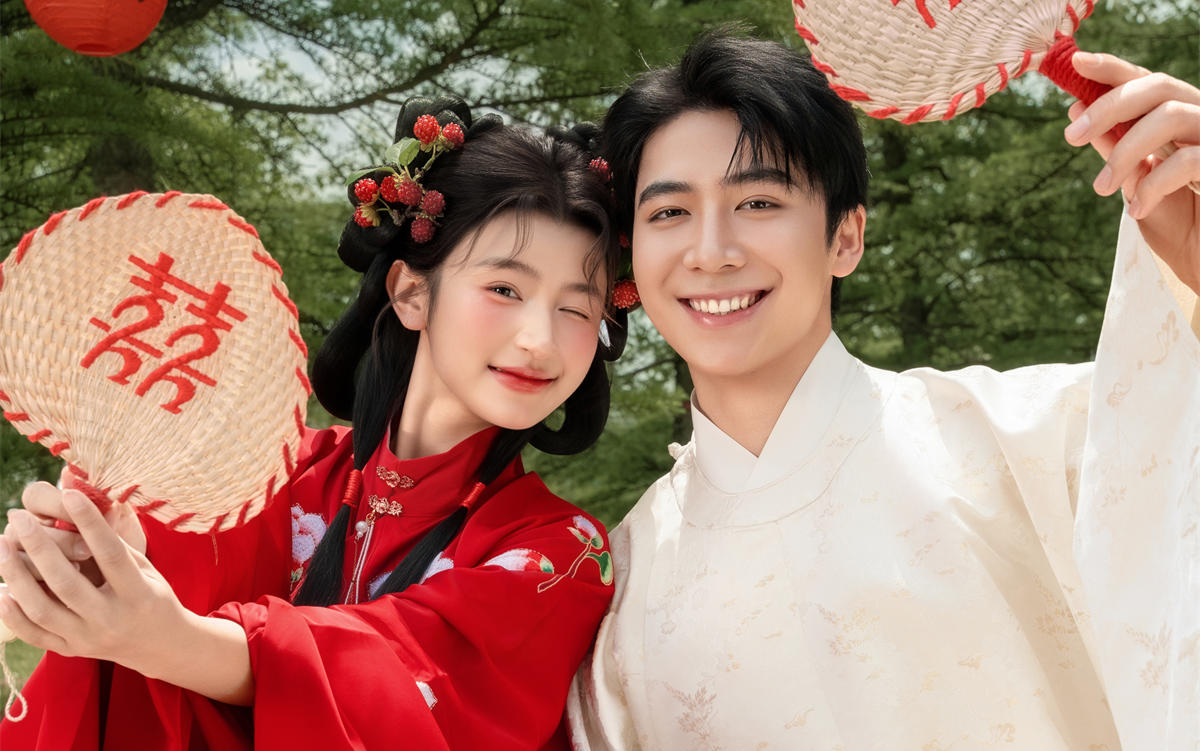 【D視覺(jué)攝影】熊貓妹秋冬就應(yīng)該拍這樣的漢服婚紗照