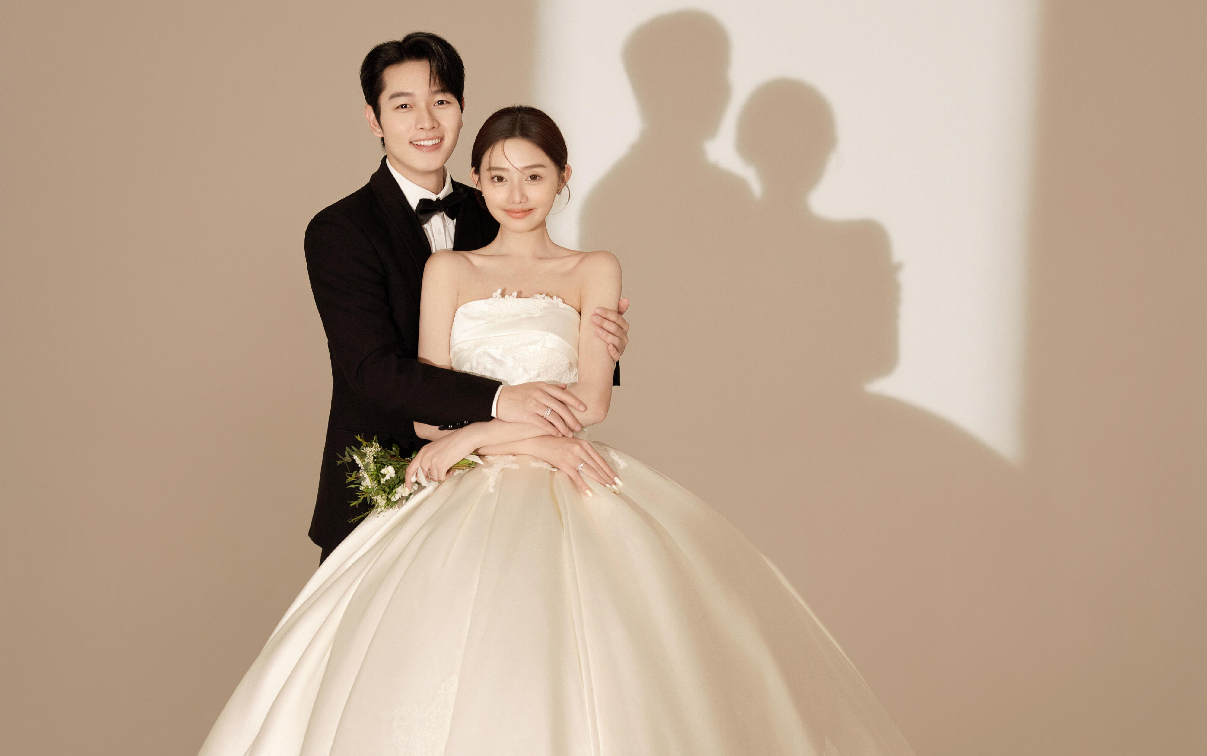 极简光影婚纱照✨真的好有氛围感啊啊啊啊啊