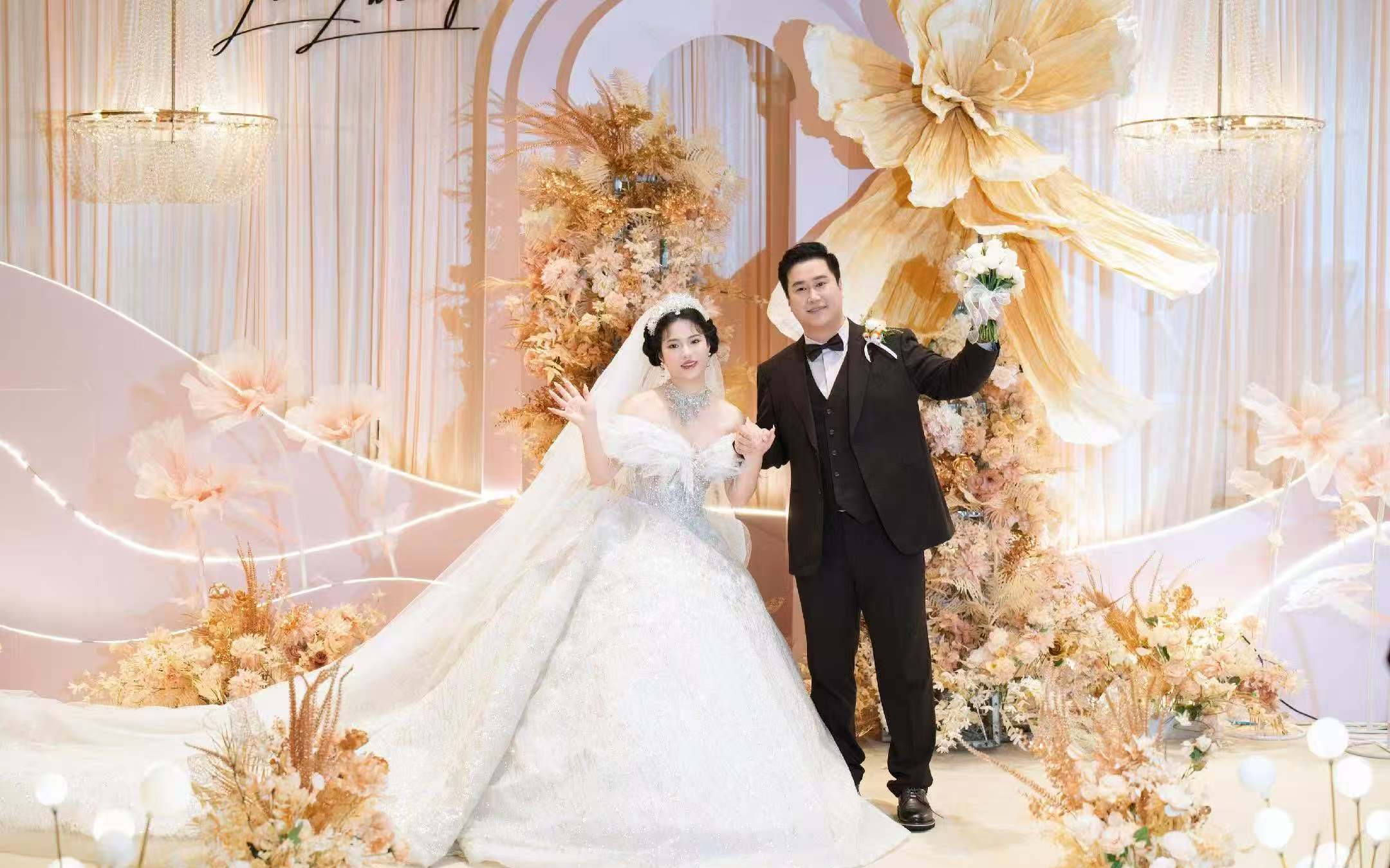 香槟色系简约浪漫风