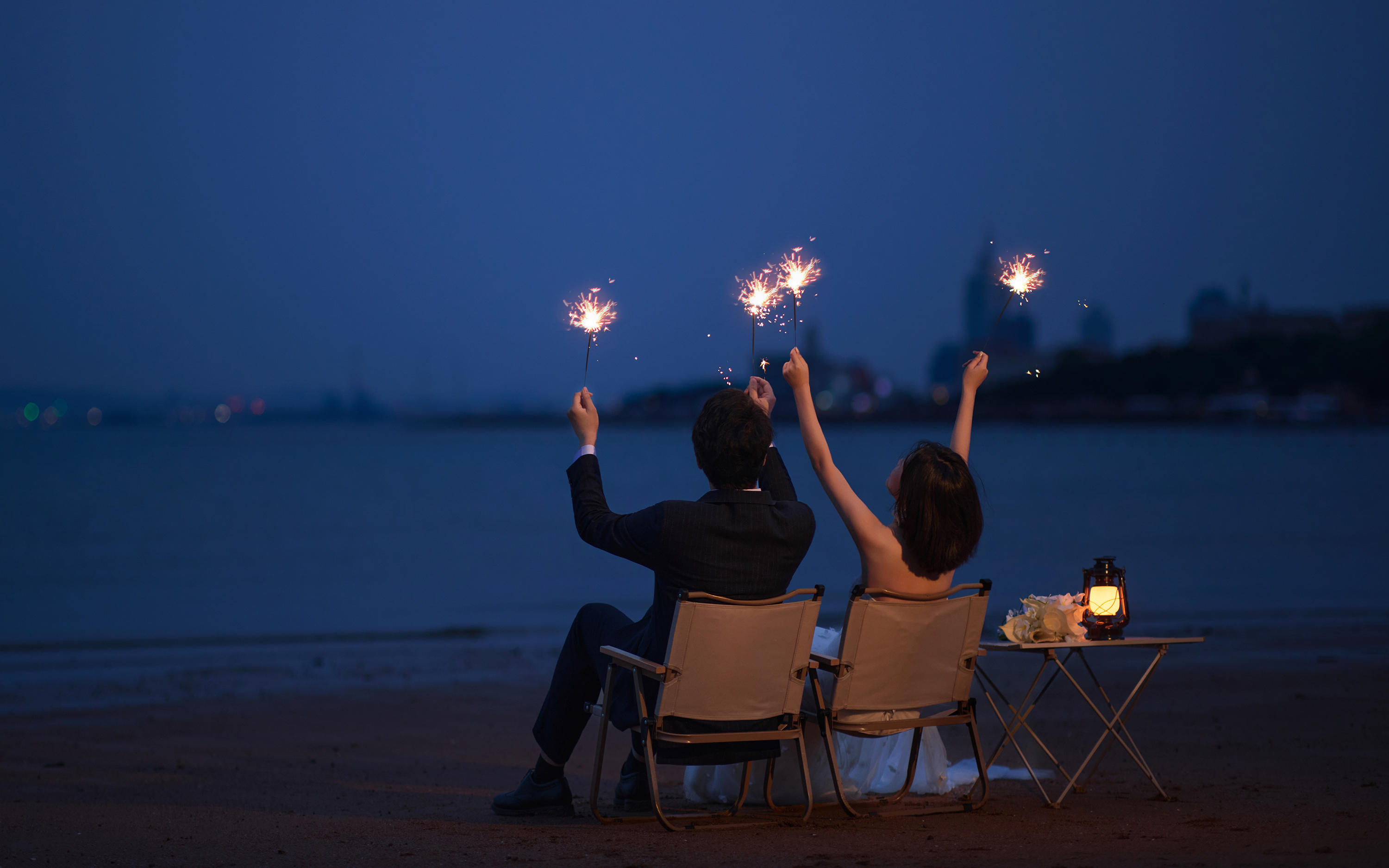 氛围感爆棚✨浪漫到心坎儿里的夜景婚纱照 ~