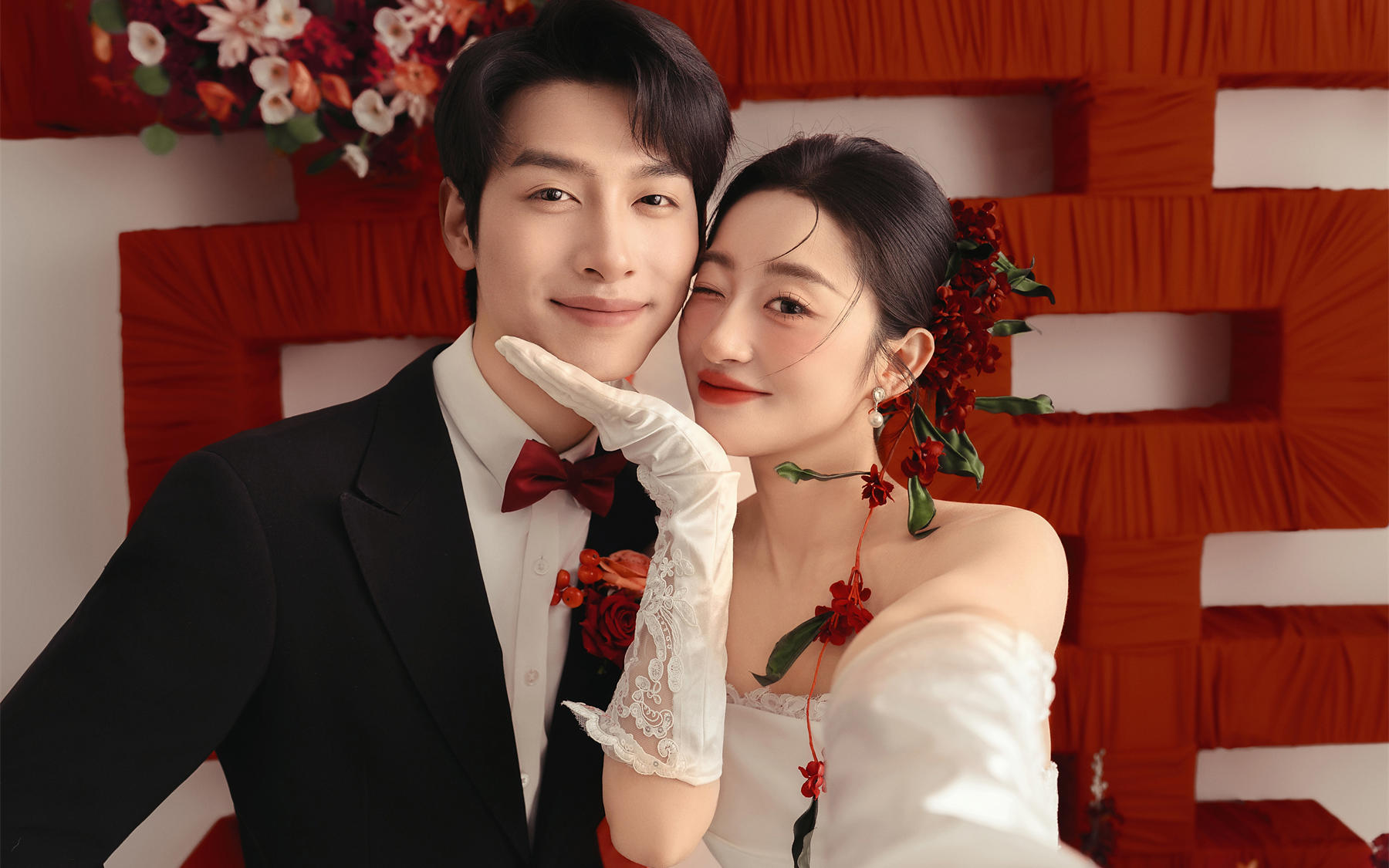 被全家夸爆的喜嫁婚纱照！大囍字背景也太出片了吧✨