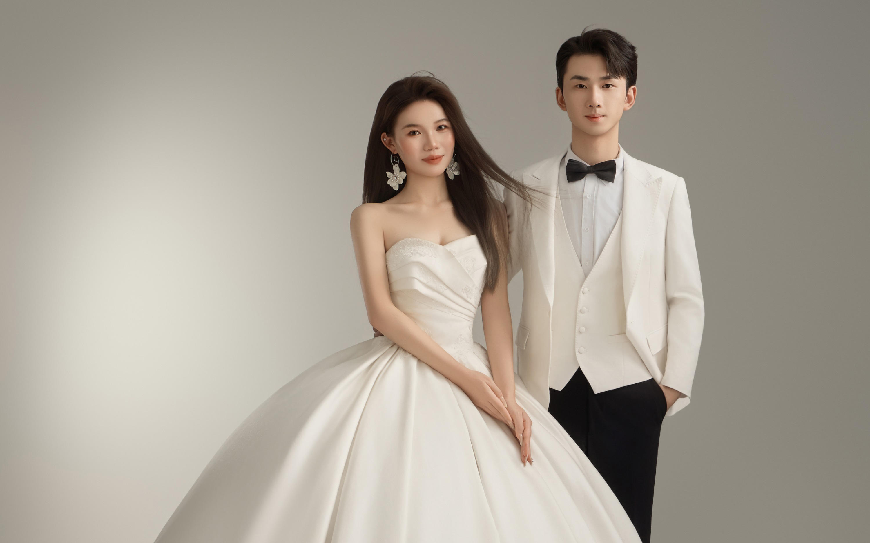 【壹家摄影】极简就是经典❣室内主纱婚照这样拍好甜