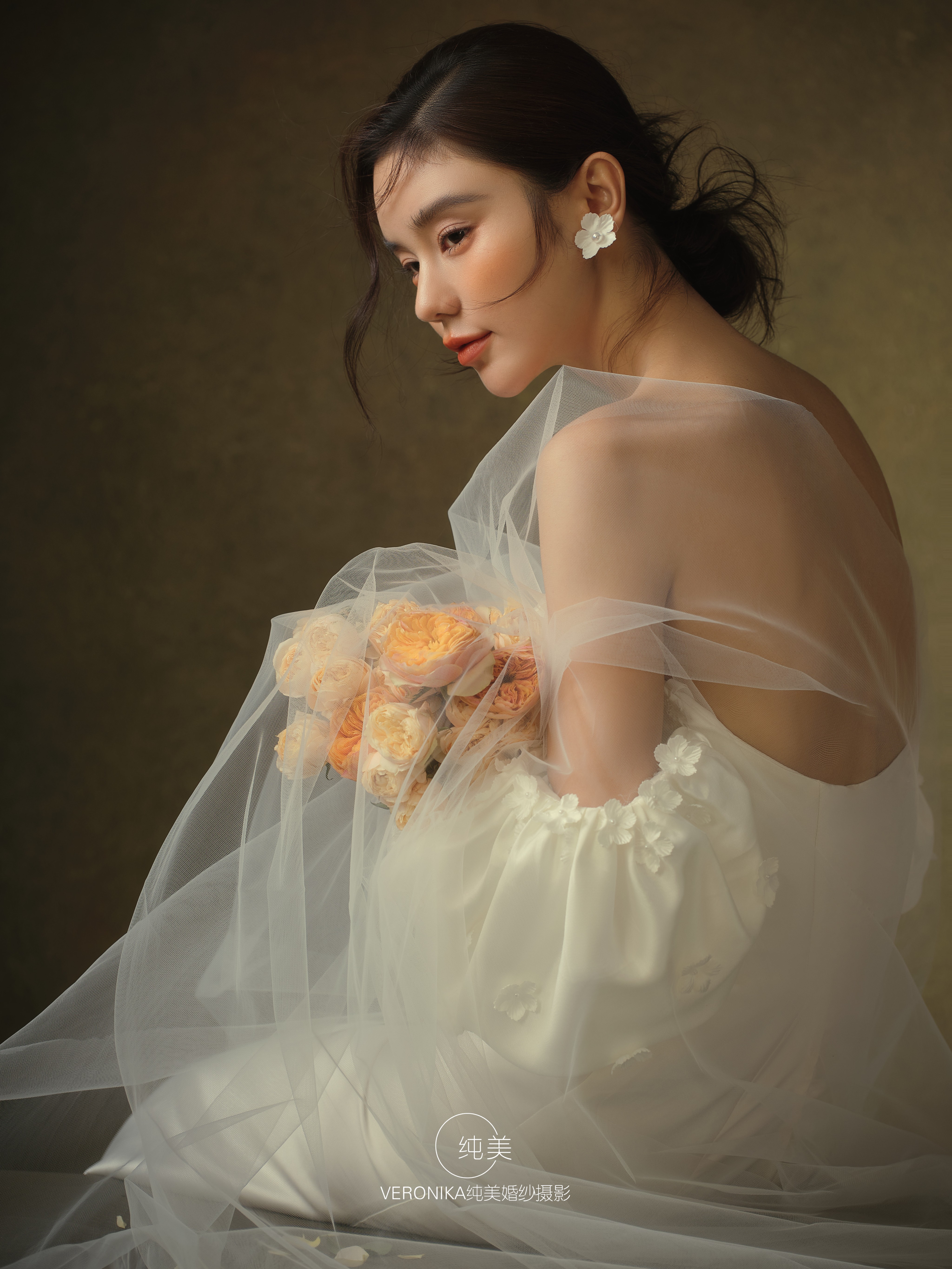 《挚爱》定格高级感婚纱照的浪漫瞬间