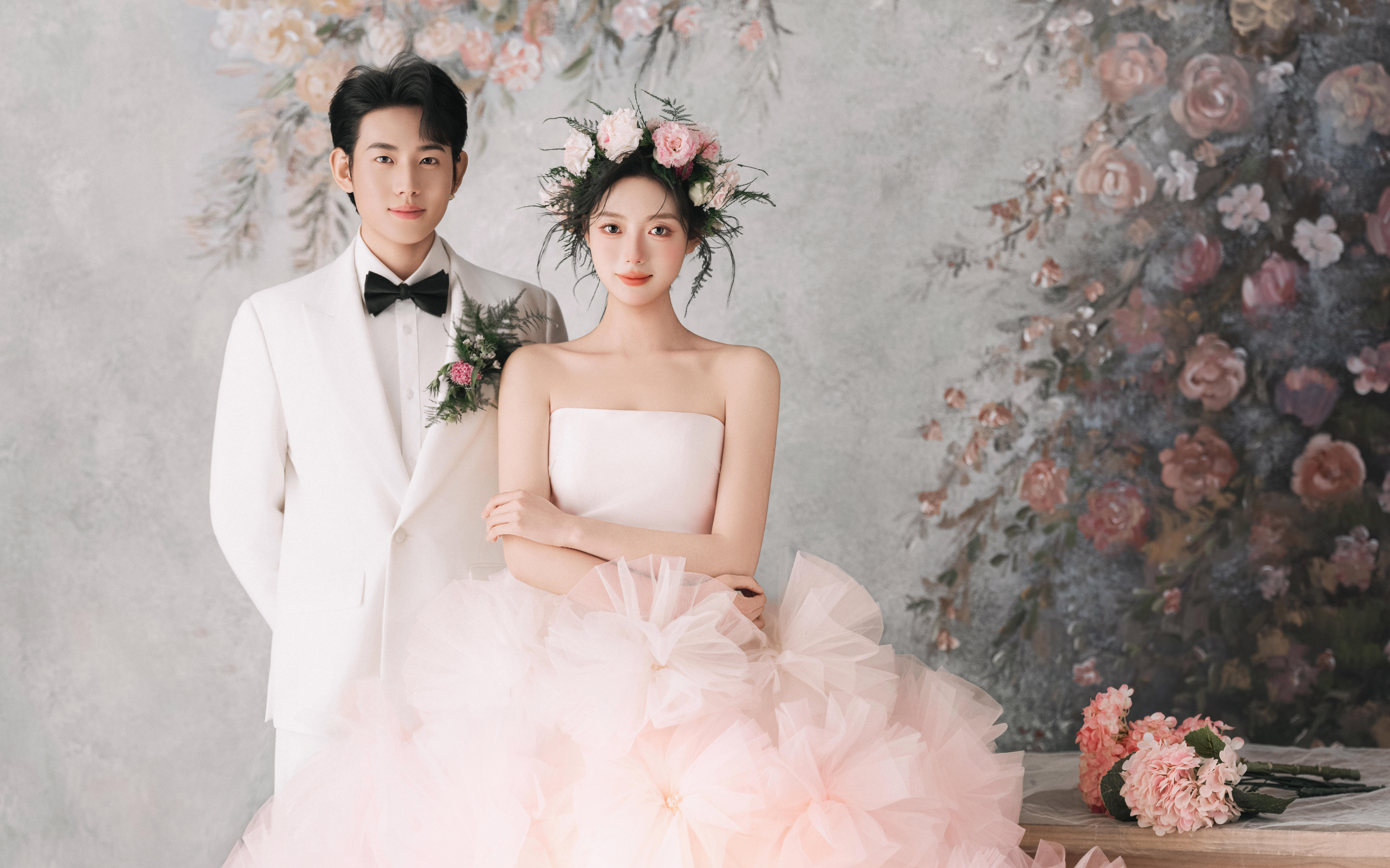 狠狠心动！甜系少女的油画风婚纱照也太仙了