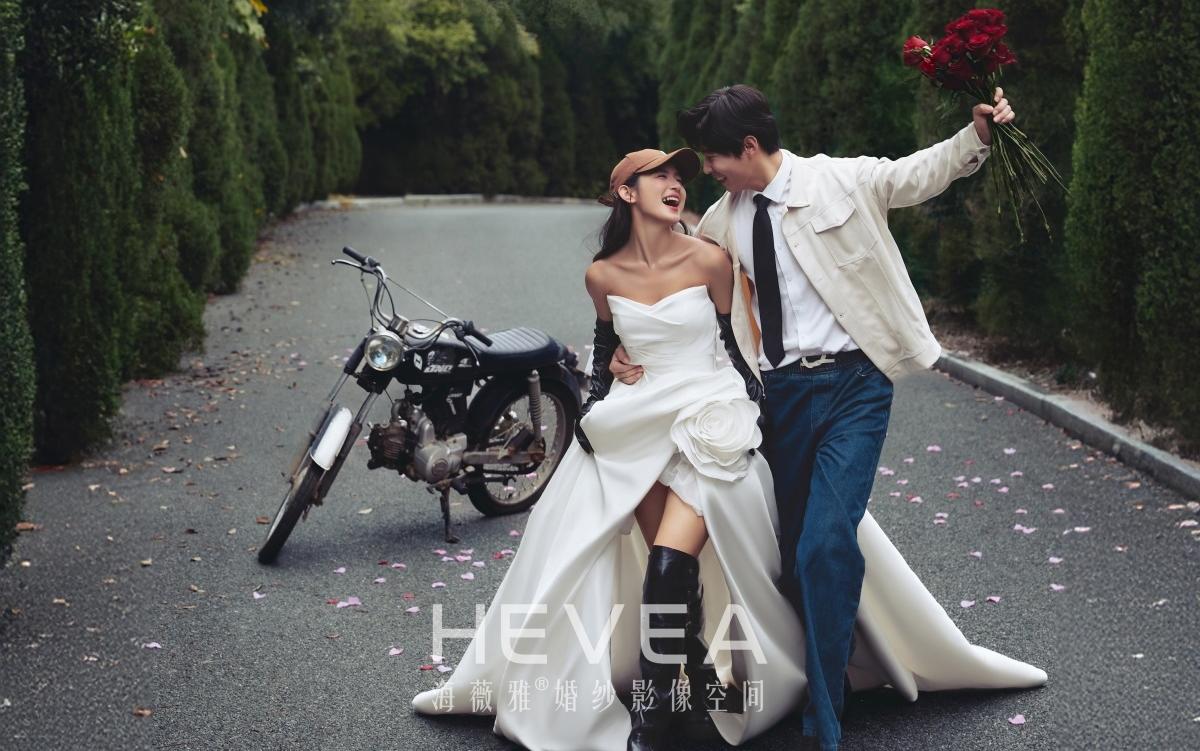 海薇雅原创研发作品——【川野漫旅】