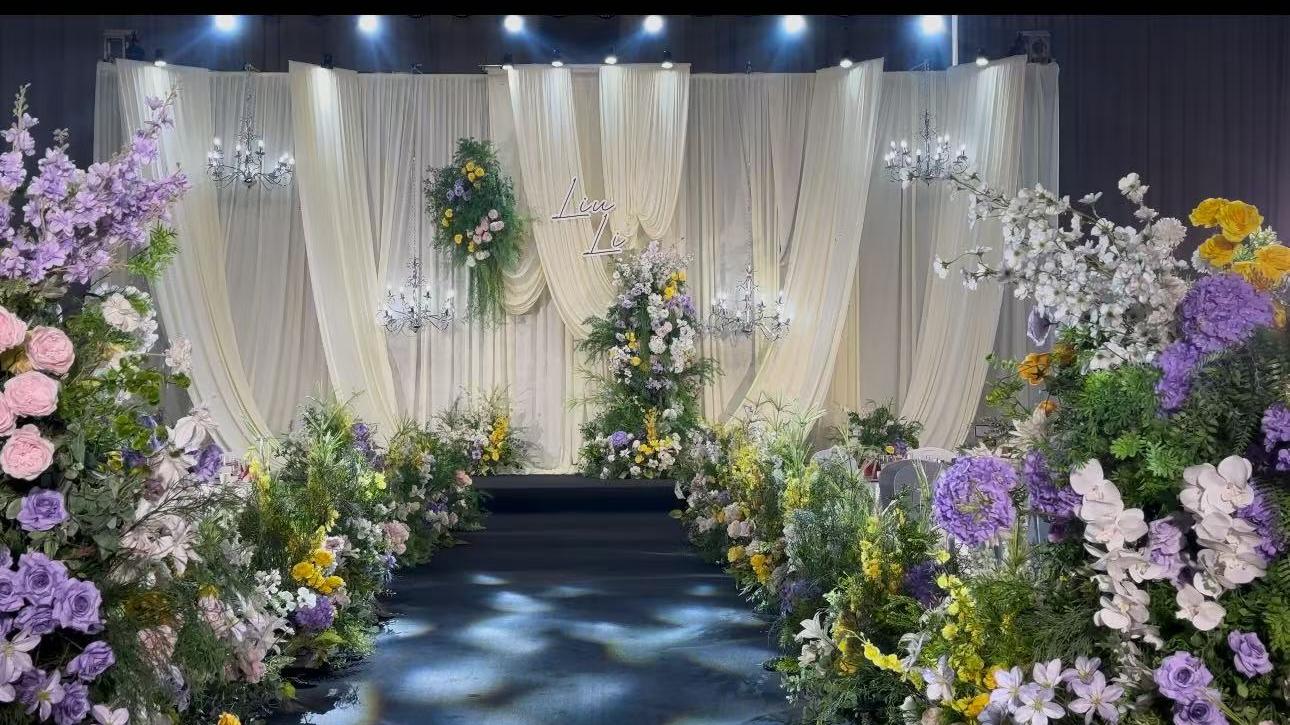 紫黄撞色演绎韩式婚礼浪漫