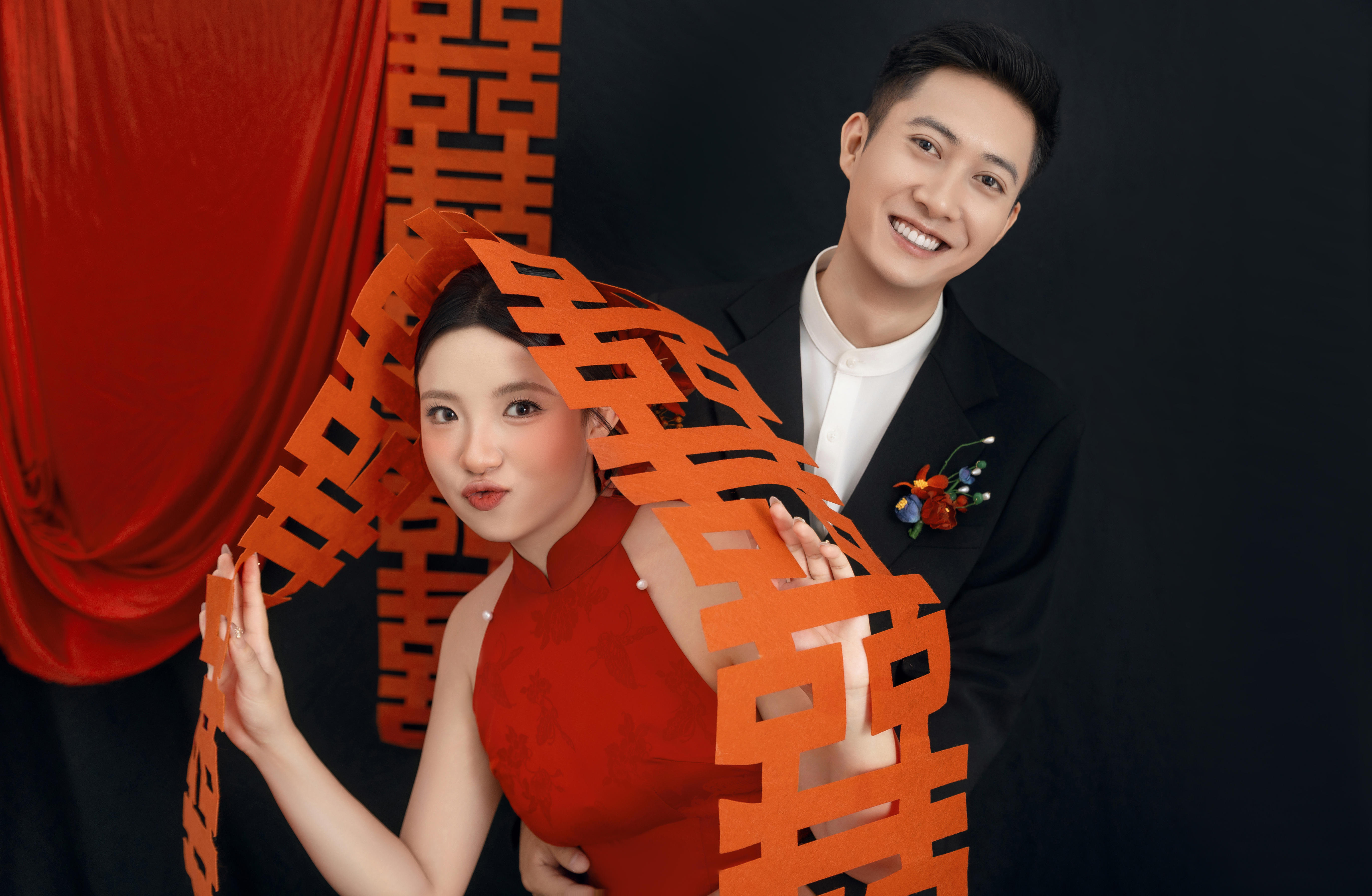 何女士