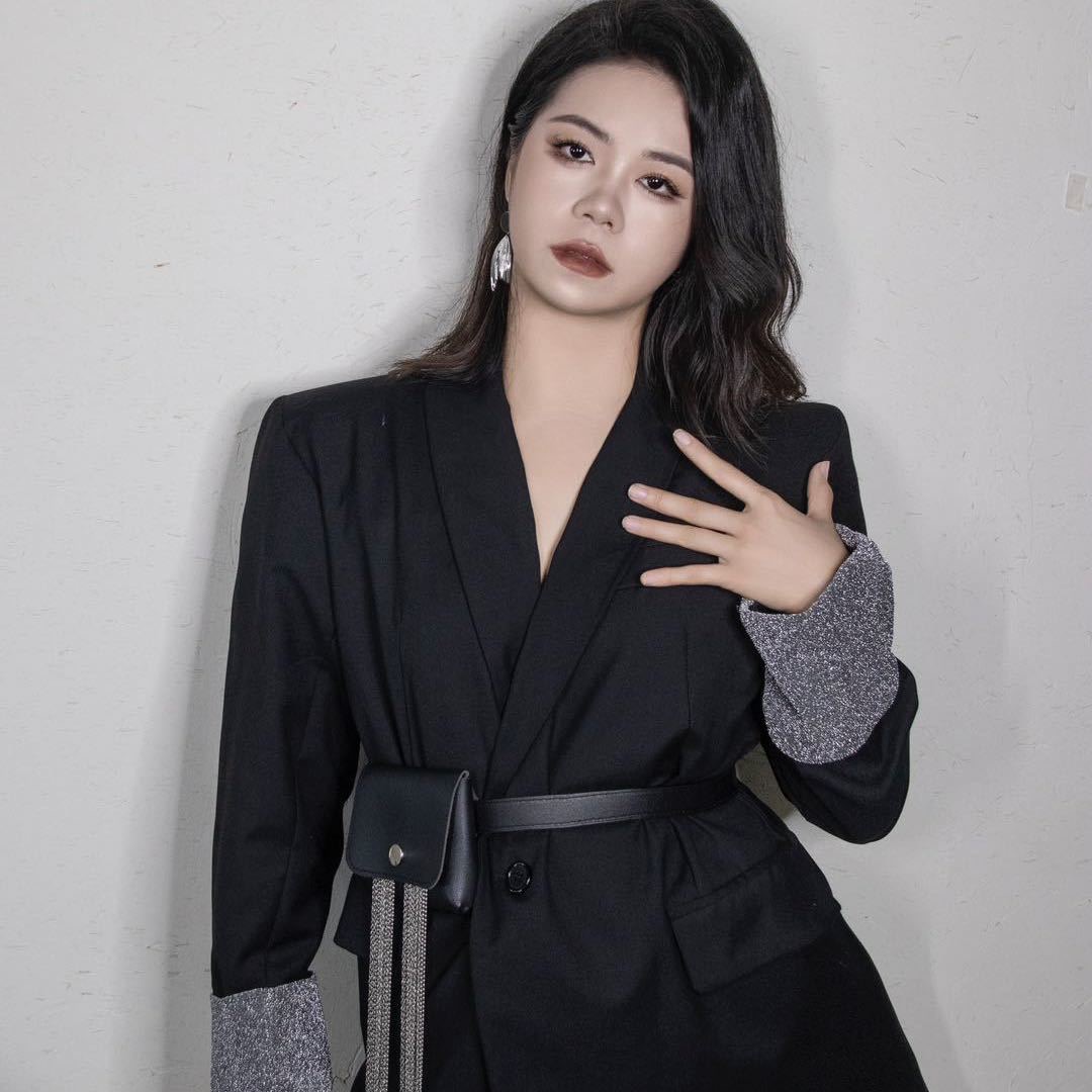 桂平化妆师周周