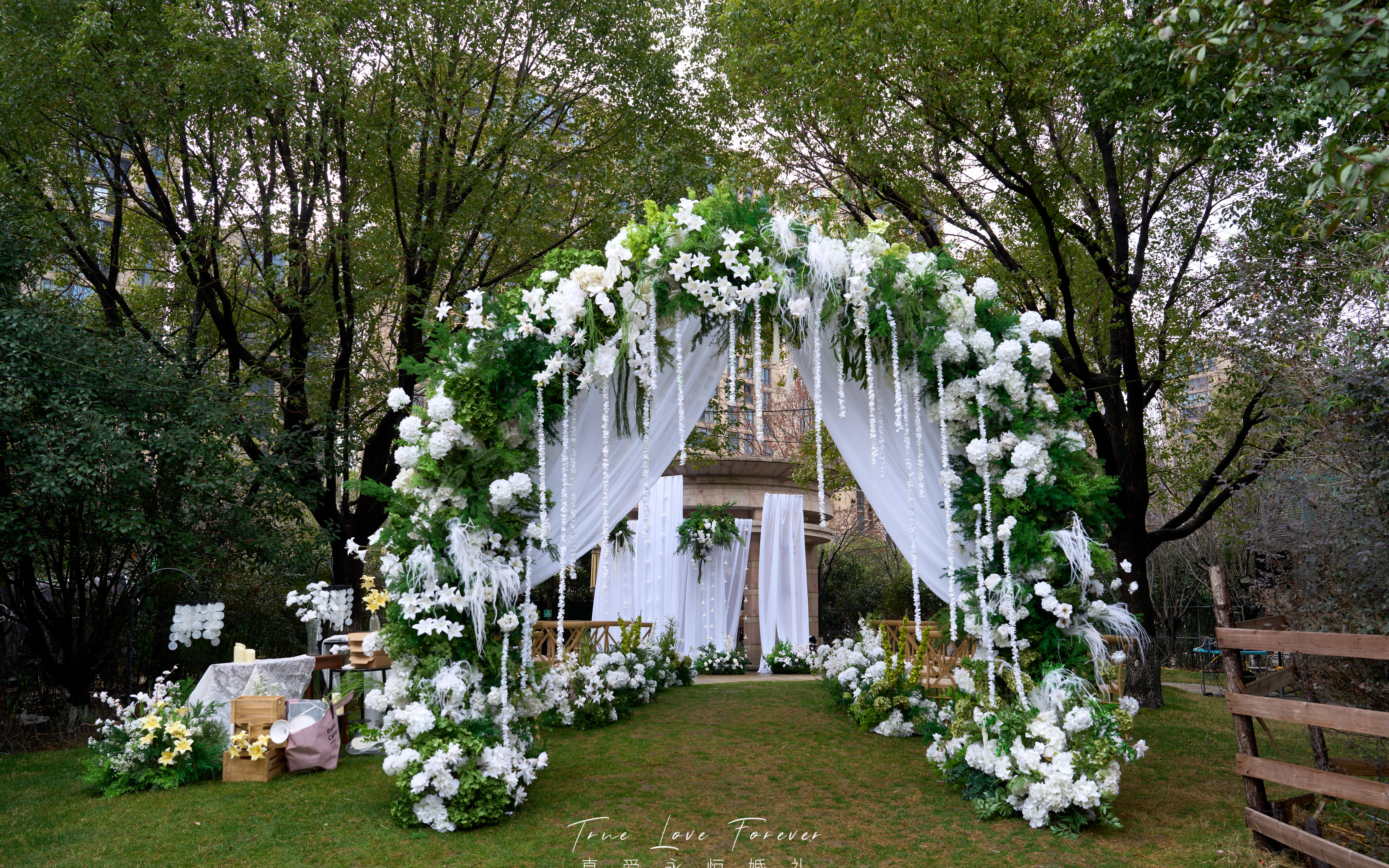 【真愛永恒婚禮】白綠拱門草坪