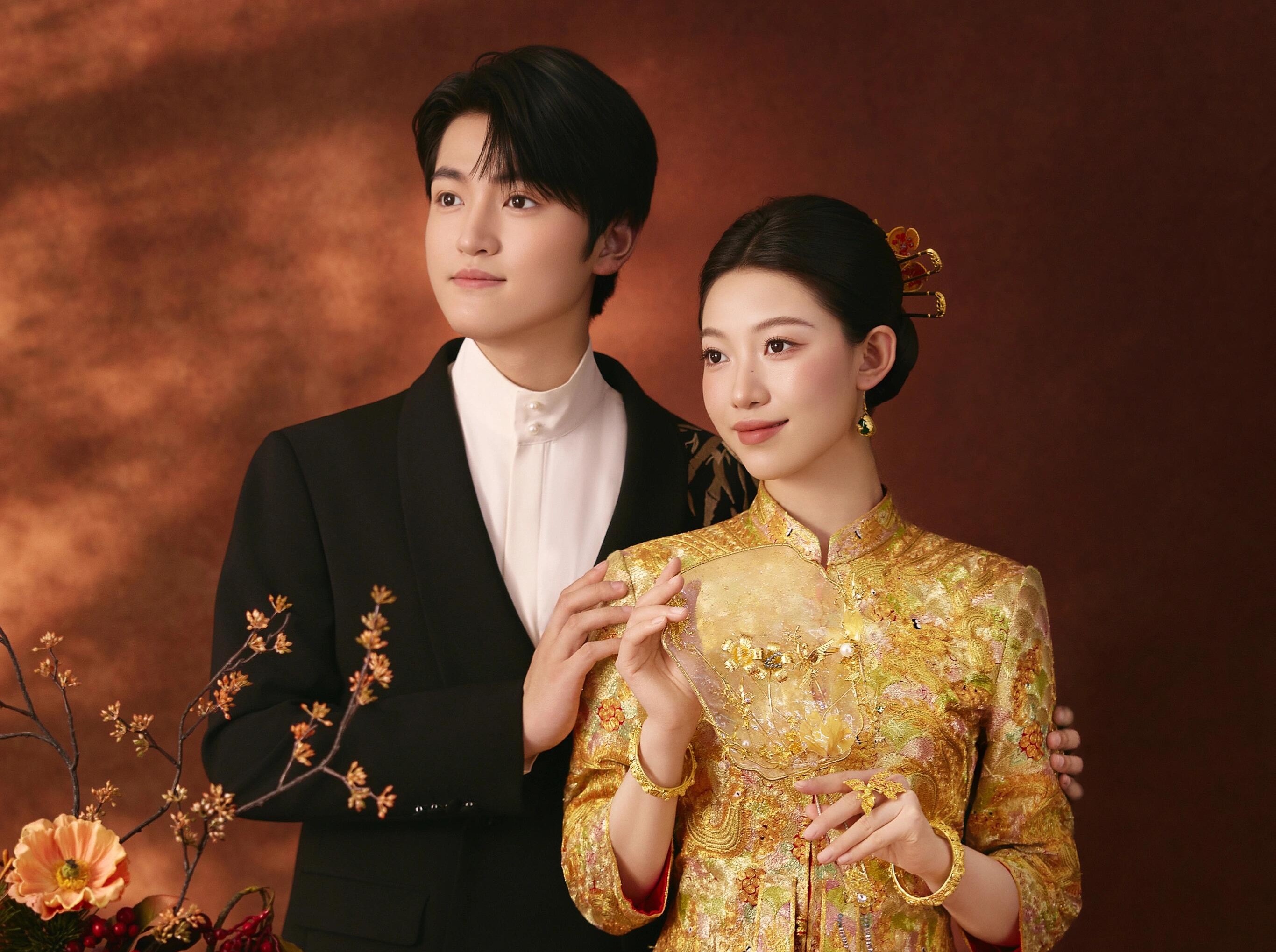 红底中式秀禾 长辈爱的婚纱照款式