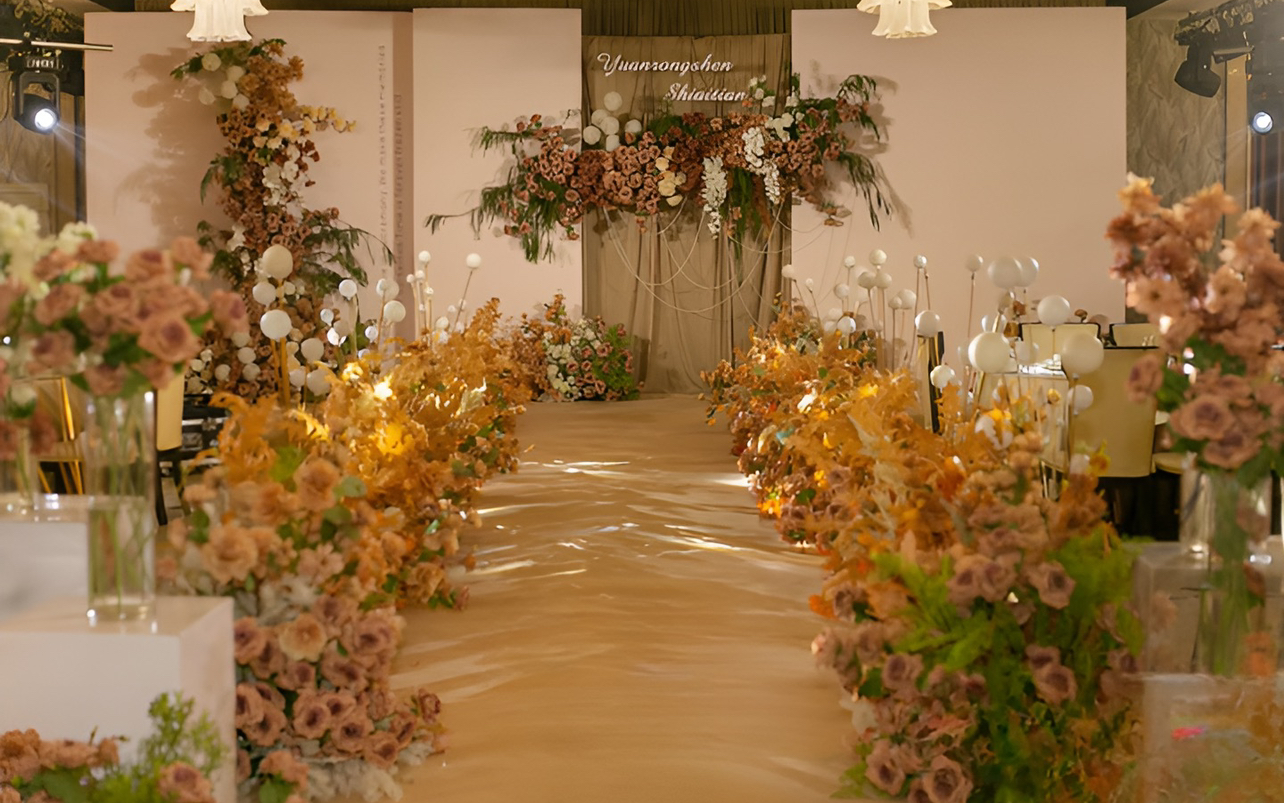 美拉德色调，演绎秋冬时尚韵味