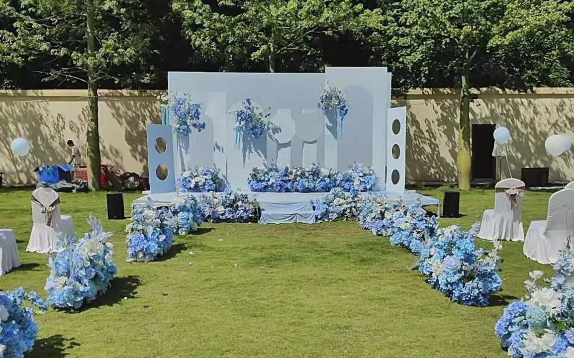 温柔蓝色系草坪婚礼