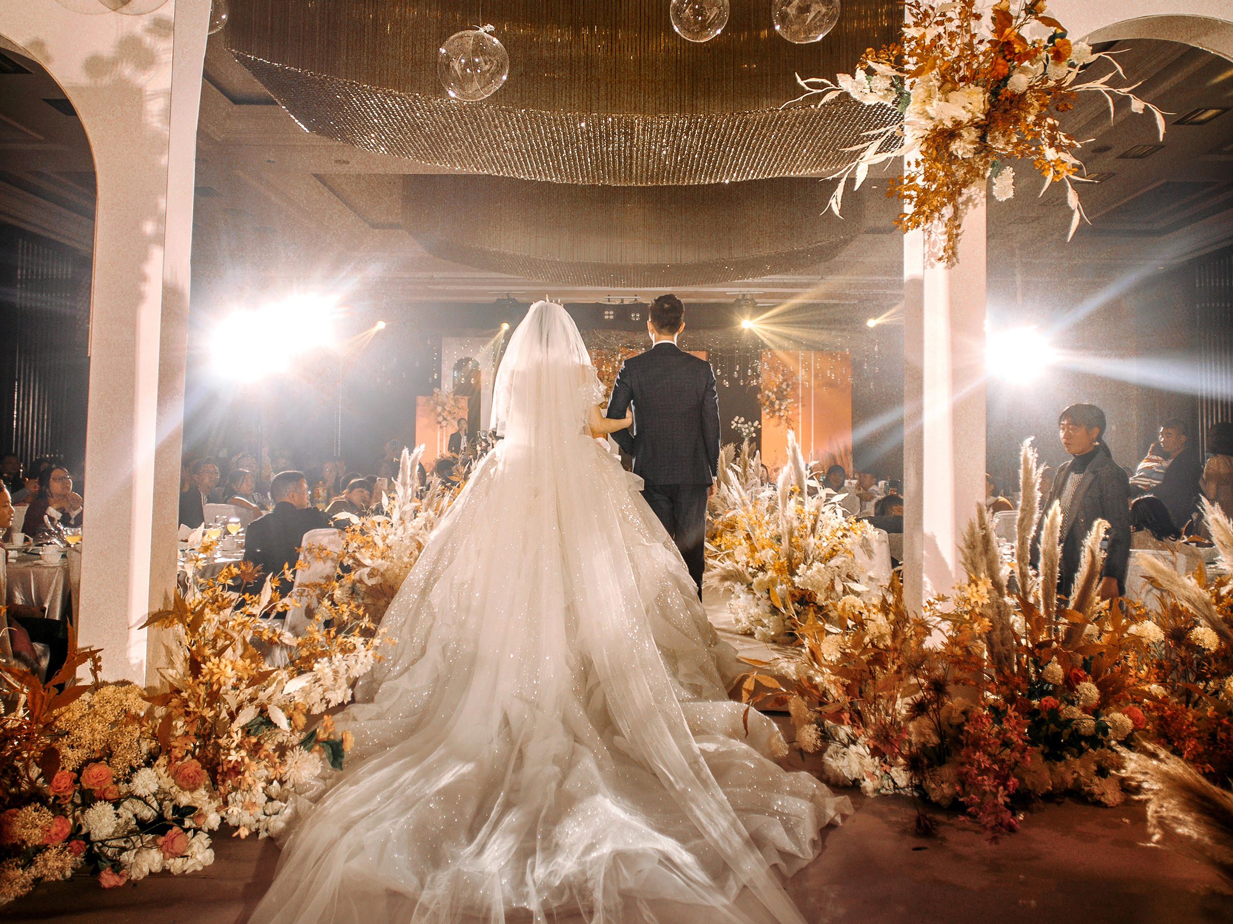 爱尔语典婚礼  泰式香槟色