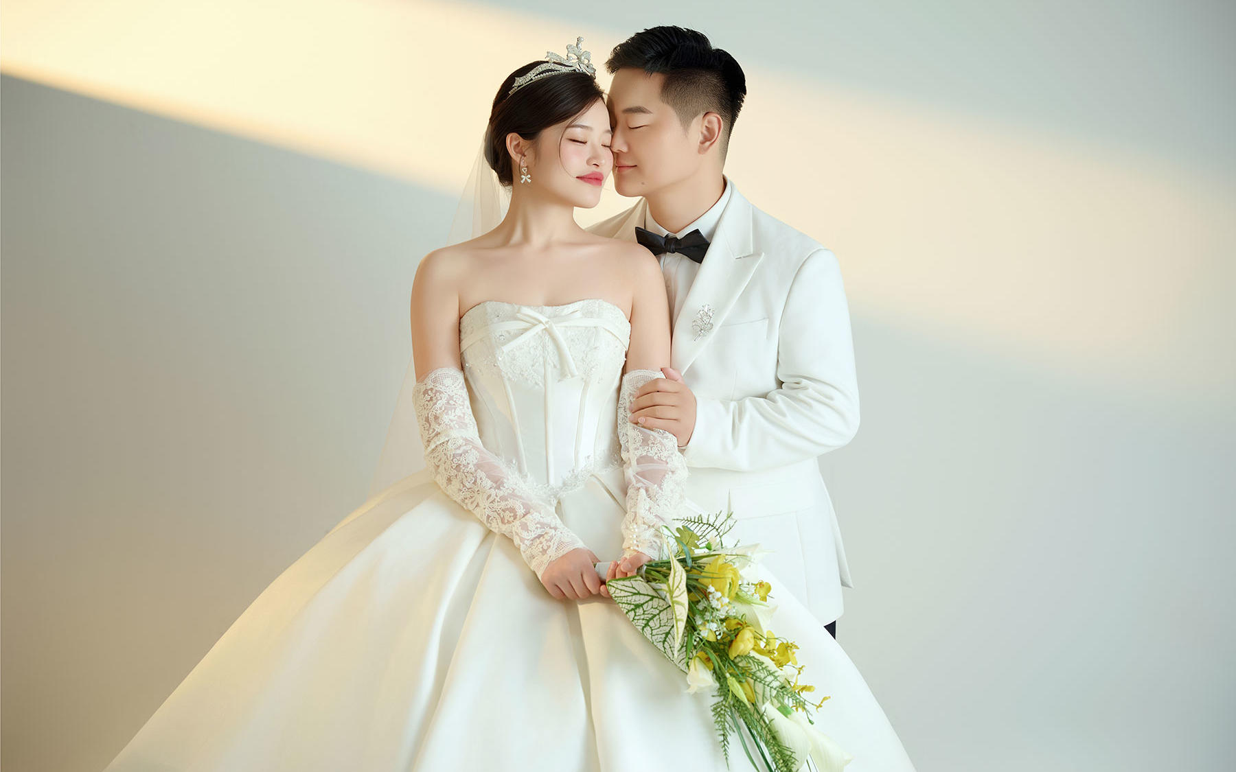 极简光影婚纱照～柔光合抱里的亲昵仪式