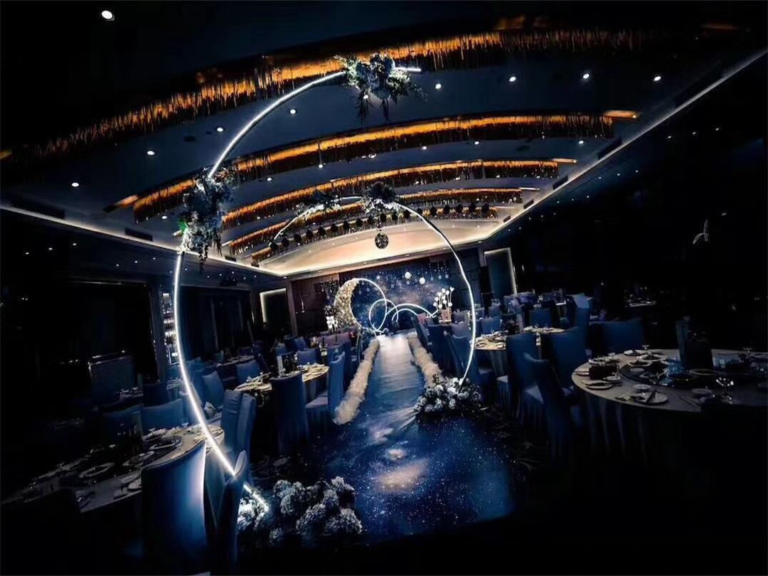 《素魄》星星月亮见证我们的爱情 勇敢执着坚信不疑