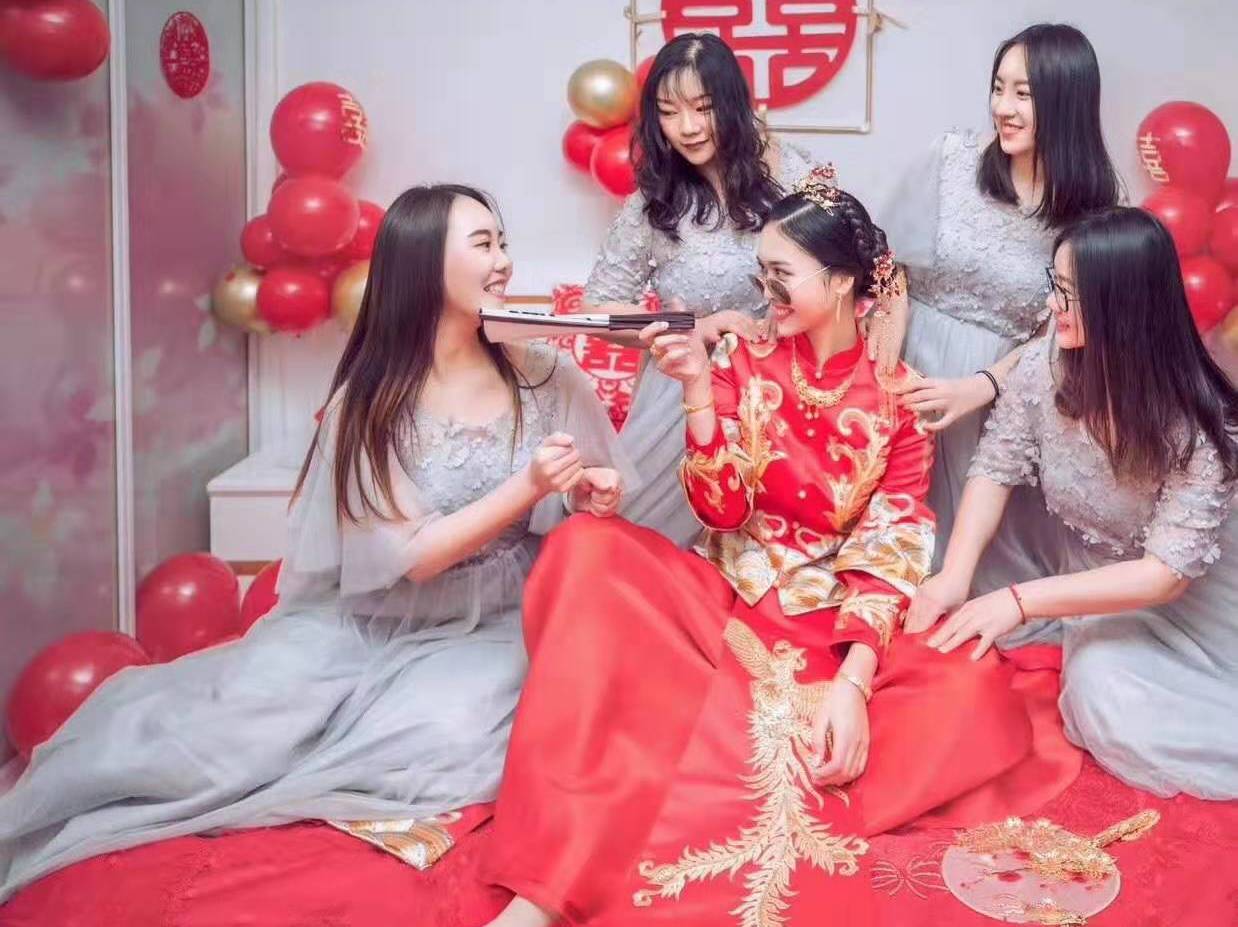 特惠 -婚纱礼服3件套，齐地婚纱+秀禾+敬酒服