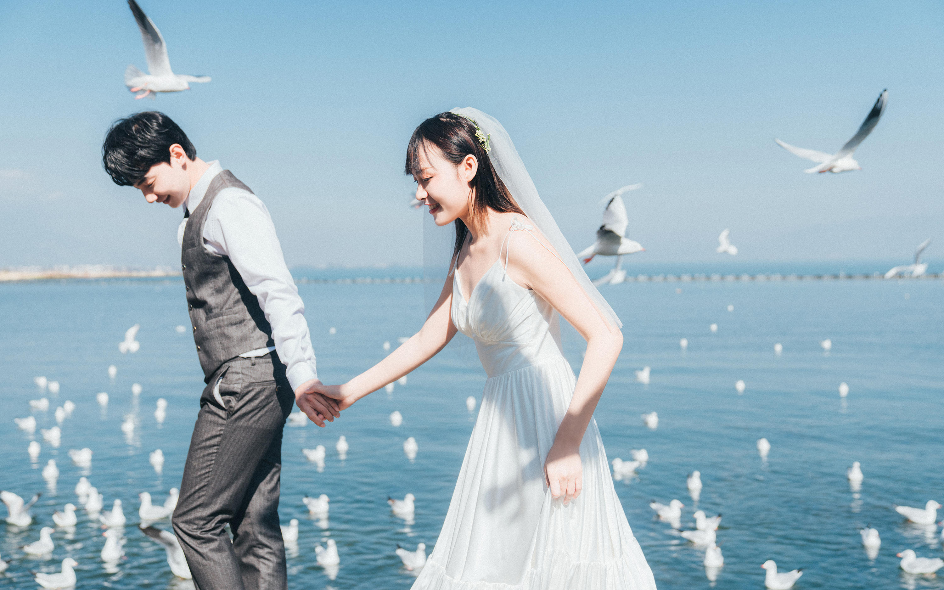 俩晚海景酒店+玛莎拉蒂接机+景点门票+鲜花+午餐