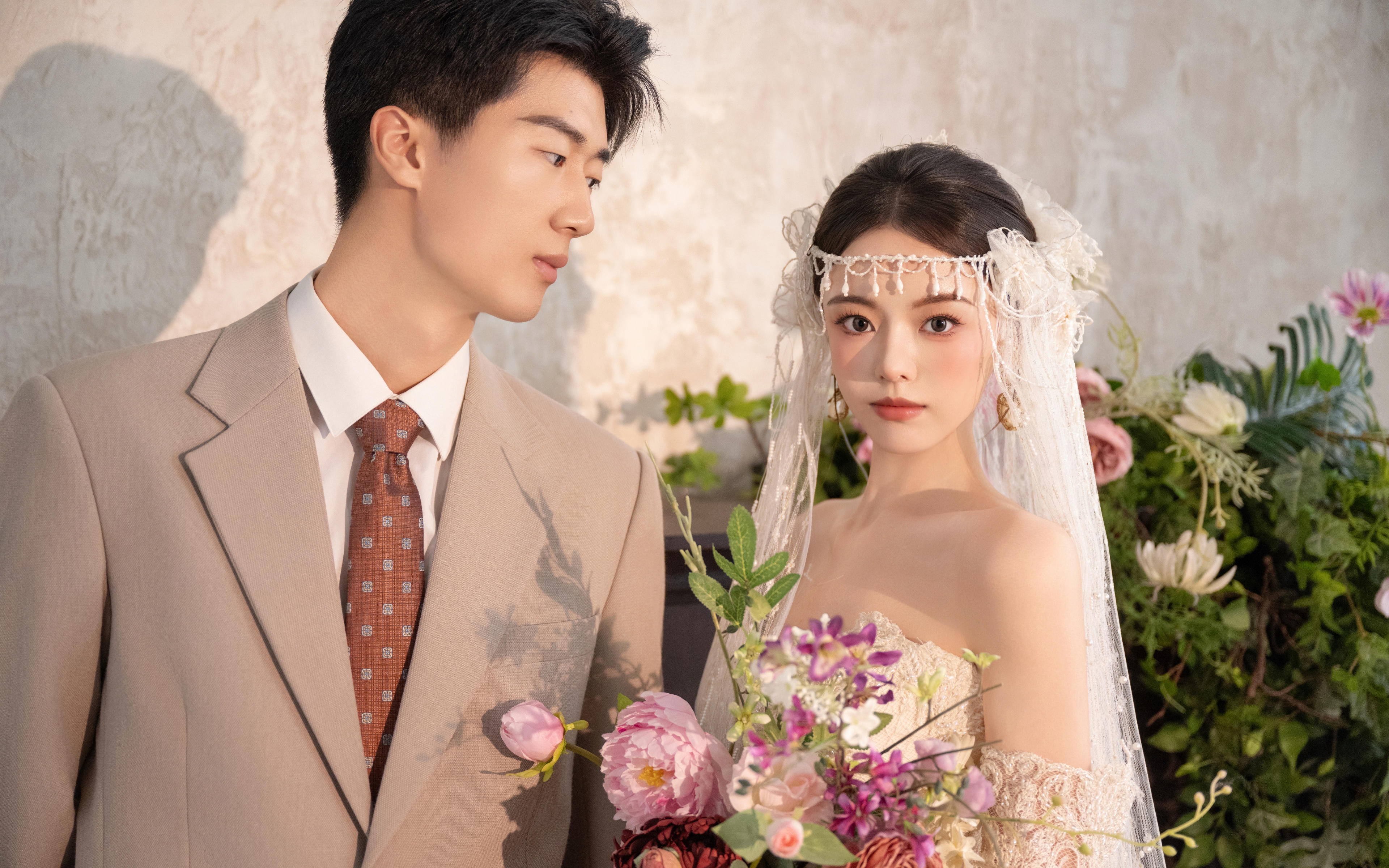 【雪彩客片】審美暴擊?比電影更浪漫的法式婚紗照