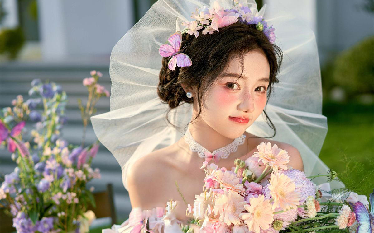 這套生命力草坪婚紗照直接戳到我的心巴??