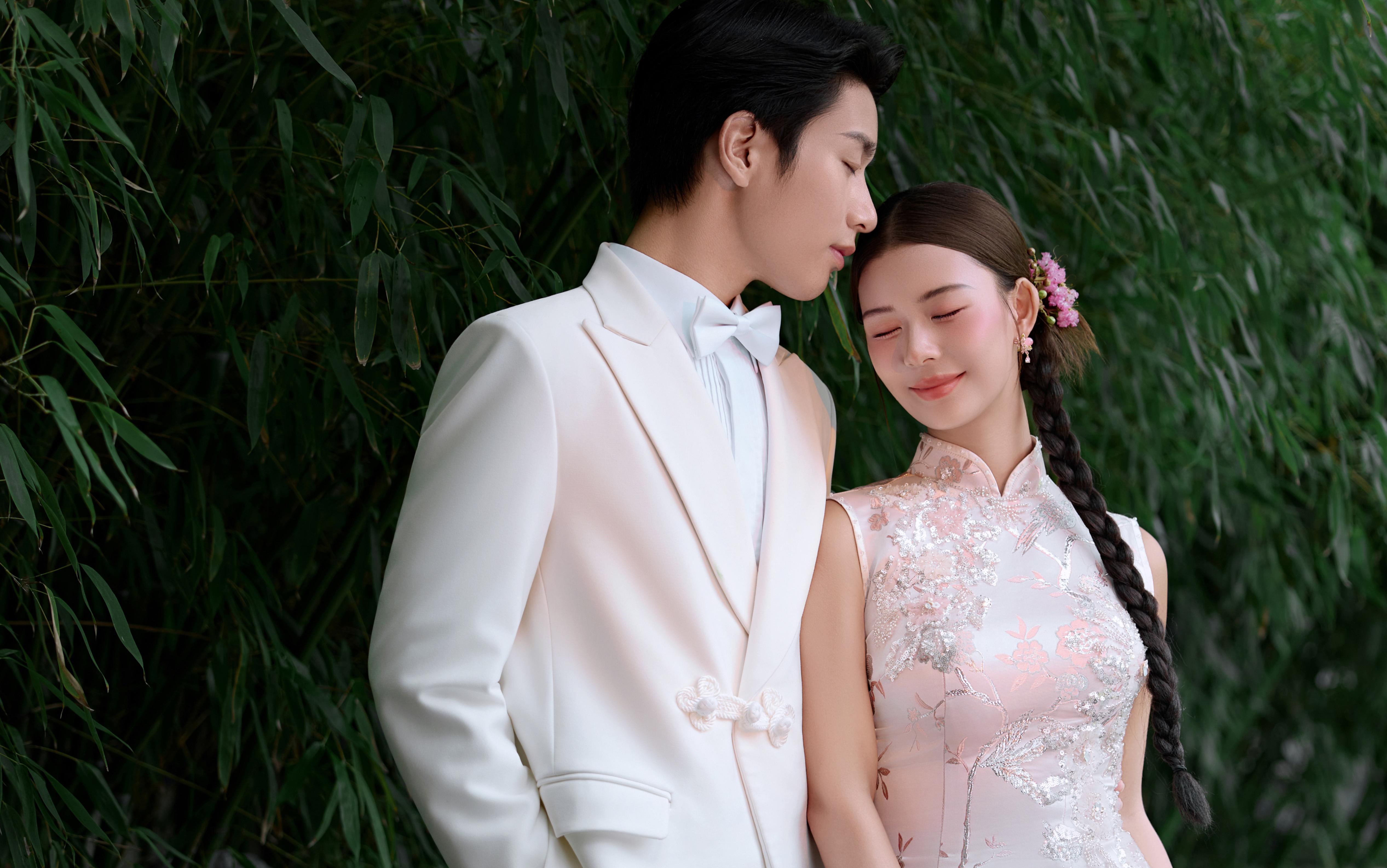 我猜你一定会喜欢这组新中式婚纱照