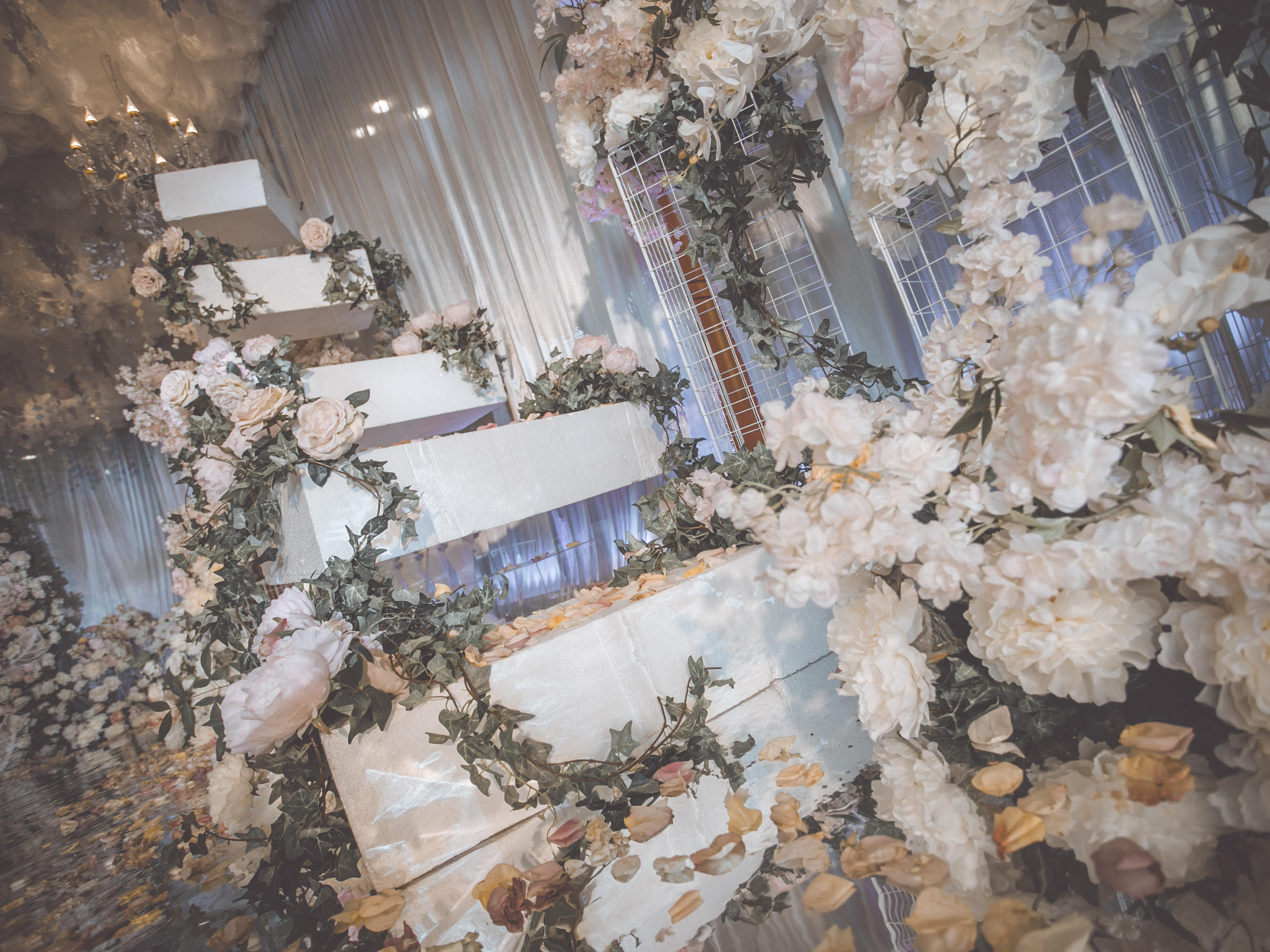 网红梦幻粉色梦幻婚礼推荐