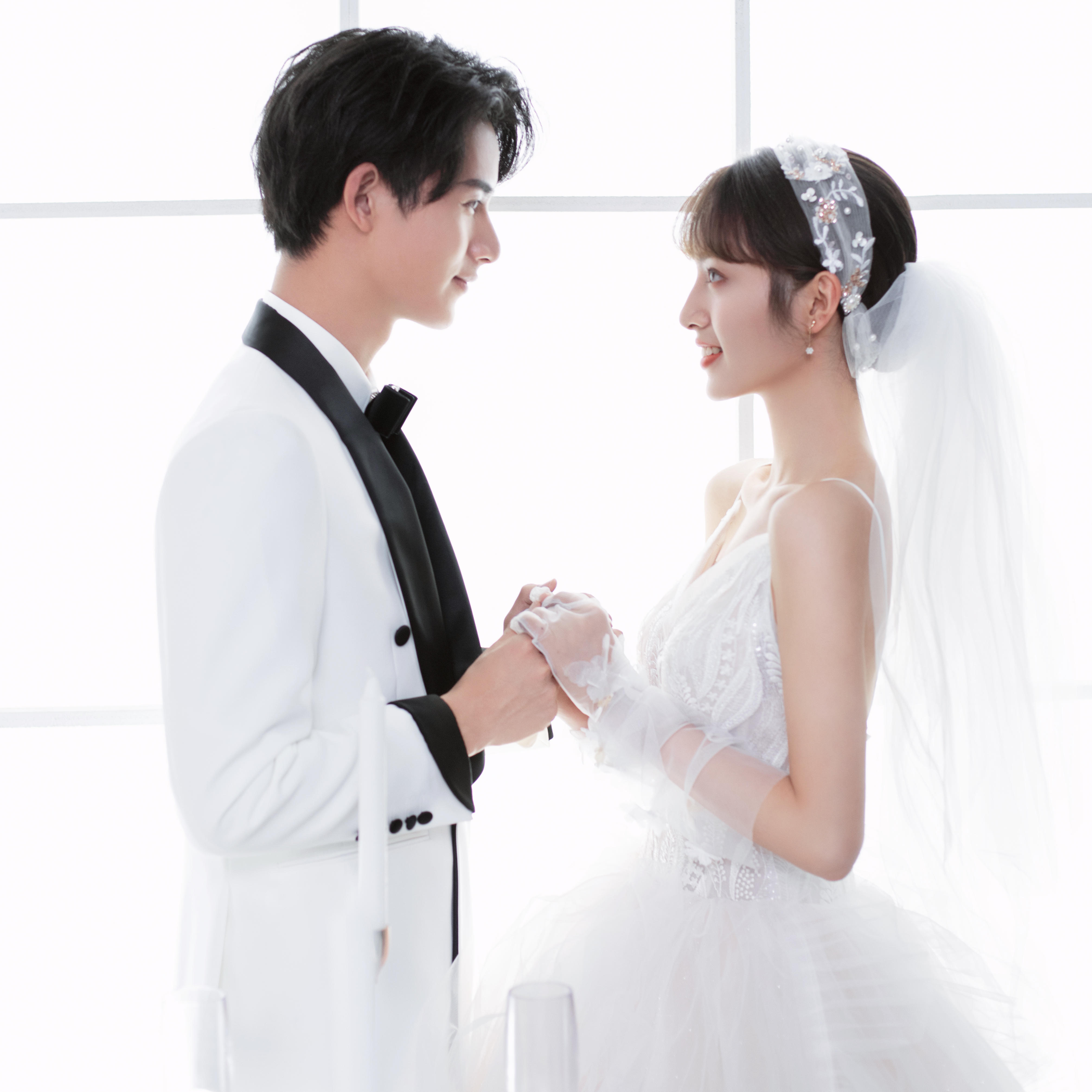 【网络爆款】超性价比婚纱套系+立减3000元