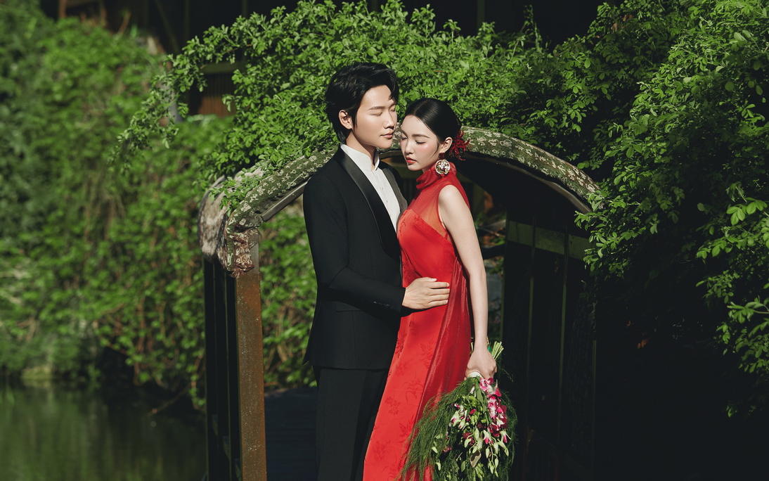 小院藏不住的东方韵味｜新中式婚纱照