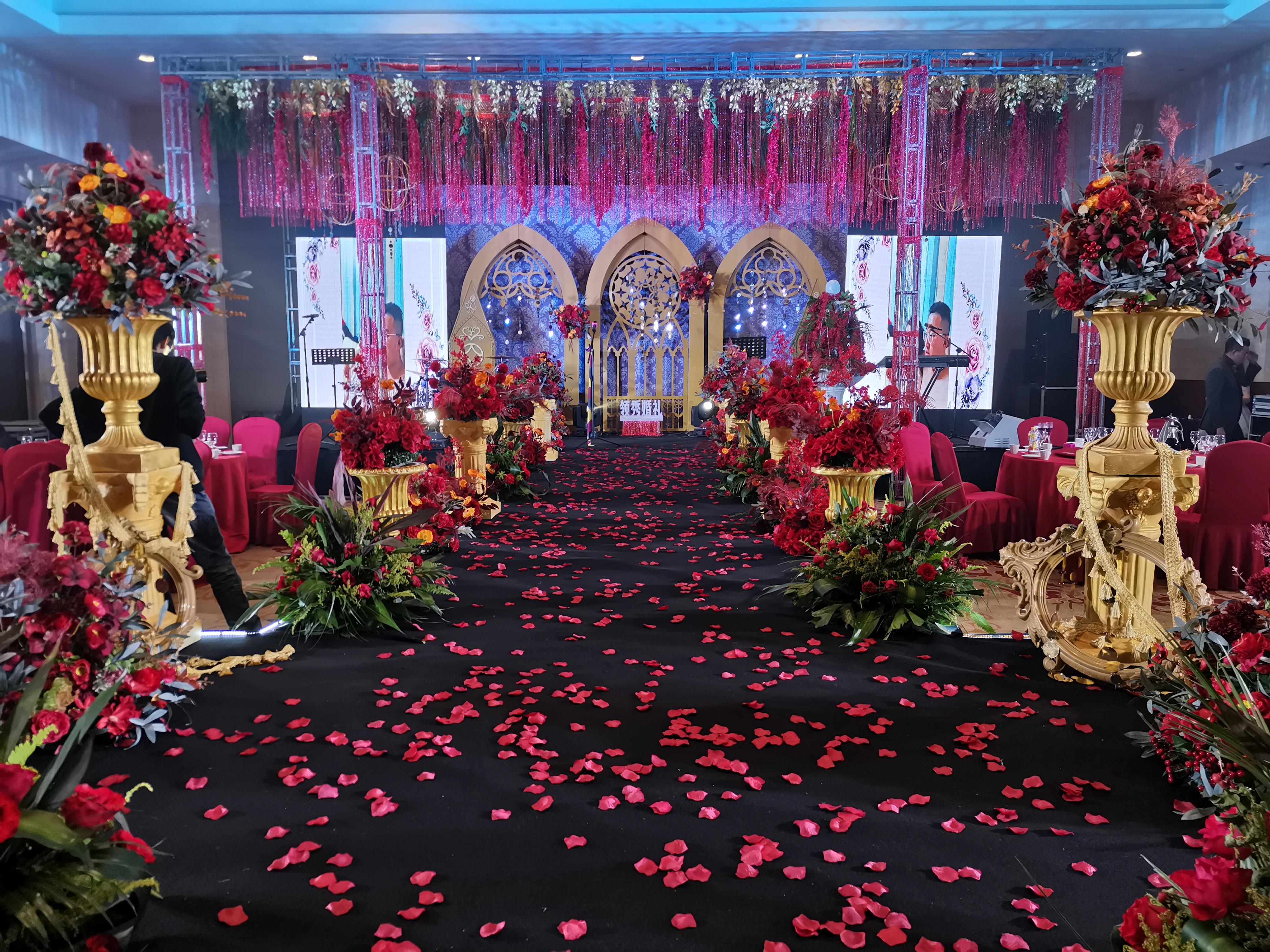 安阳迎宾馆酒店黑红金色系主题婚礼