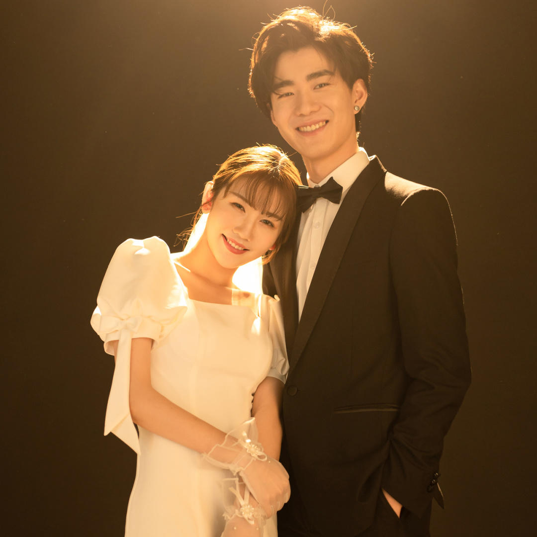 安化麦田婚纱摄影底片全送+内外景任选+赠登记照