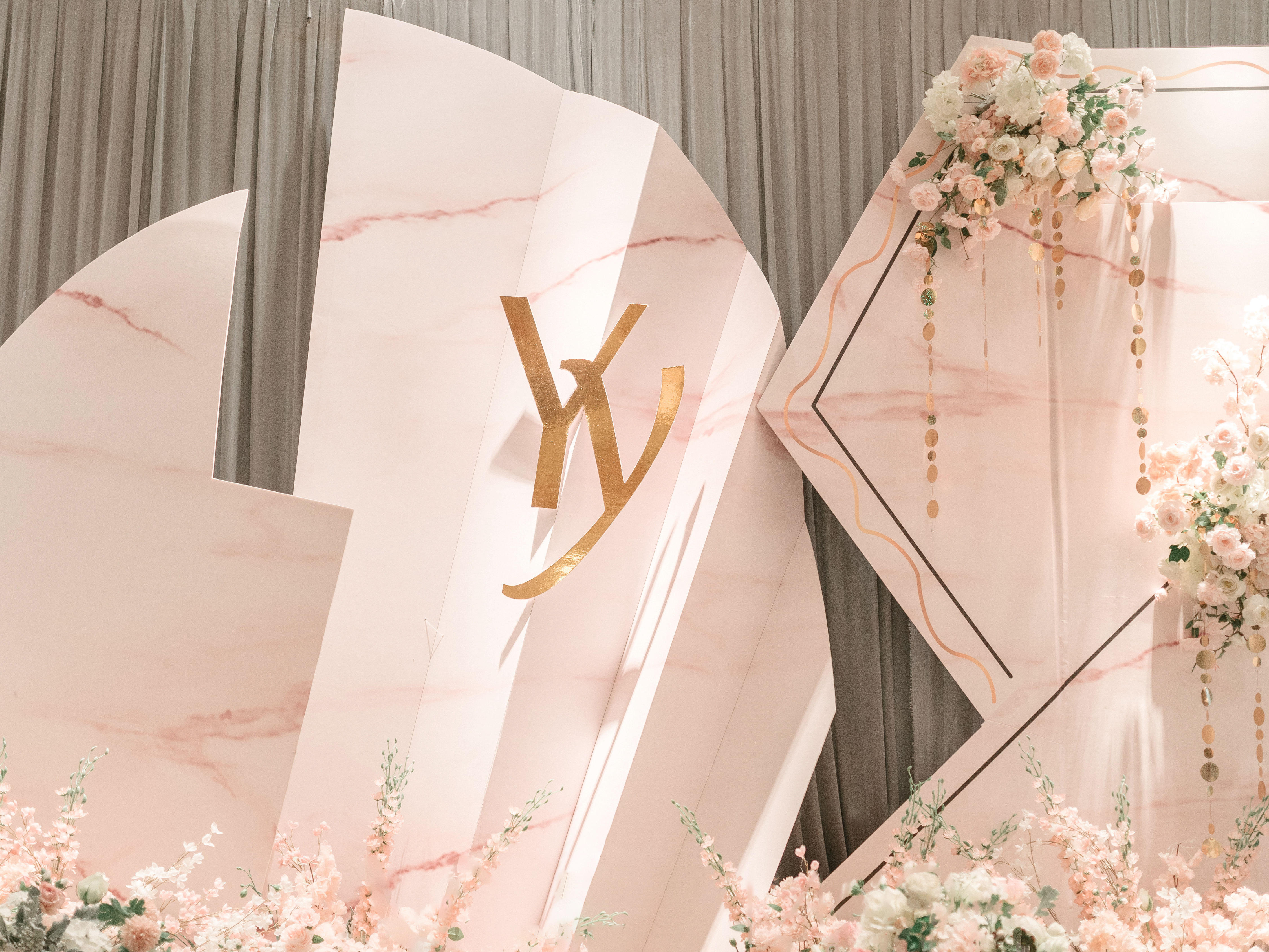 【粉色风格】粉色梦幻婚礼+六大金刚+高级定制