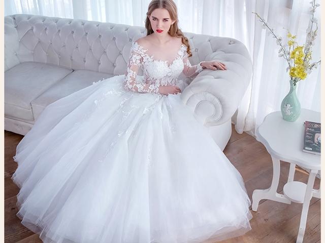 三亚婚纱礼服_三亚婚纱摄影