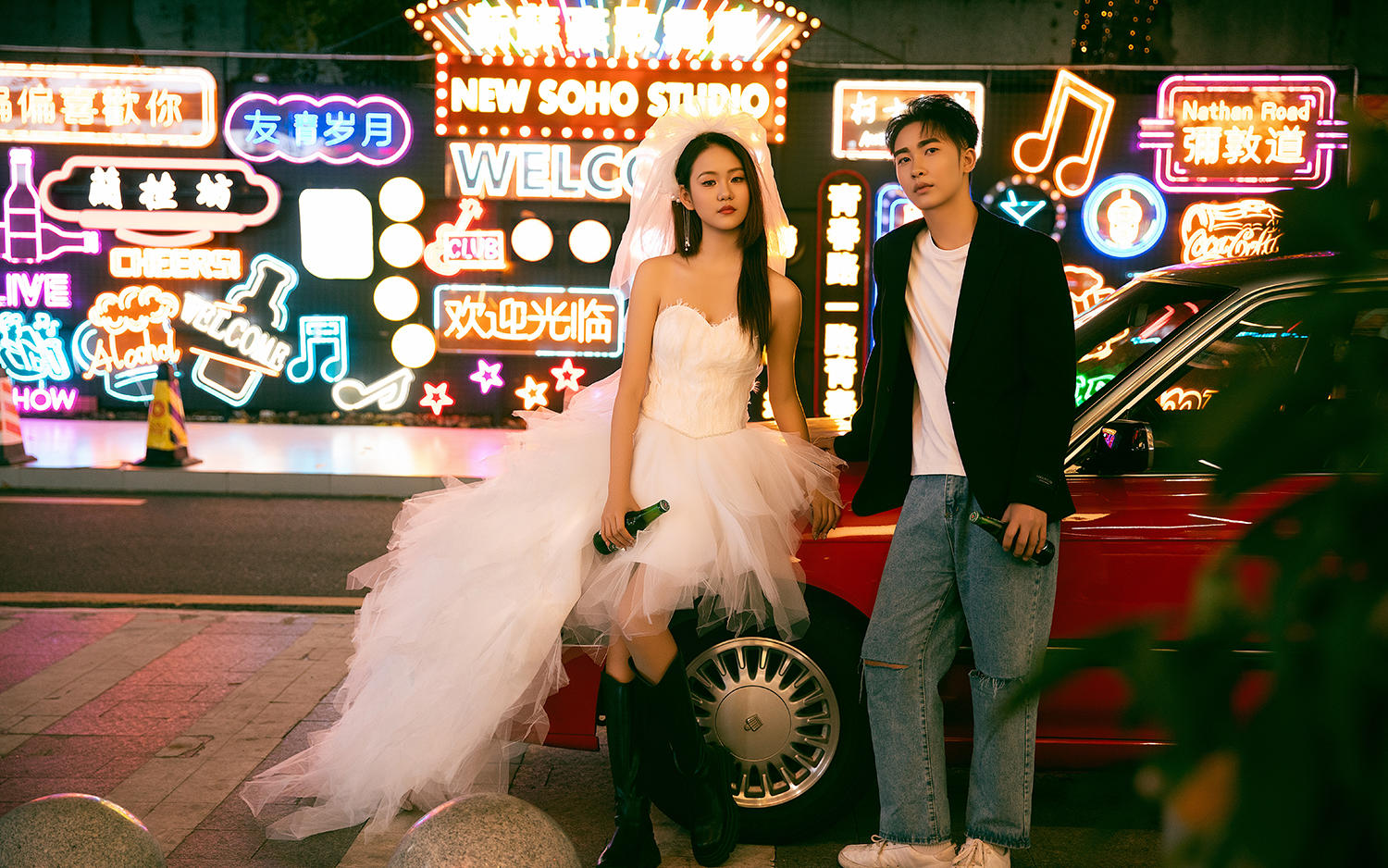 苏豪时尚街拍夜景婚纱照