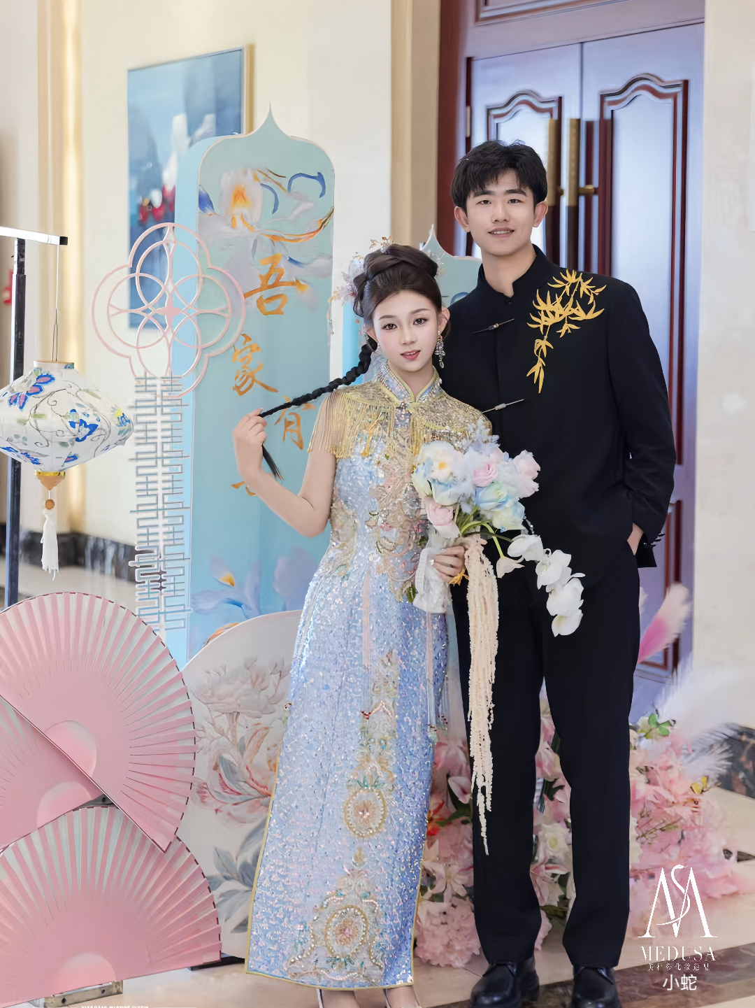 新中式订婚客返