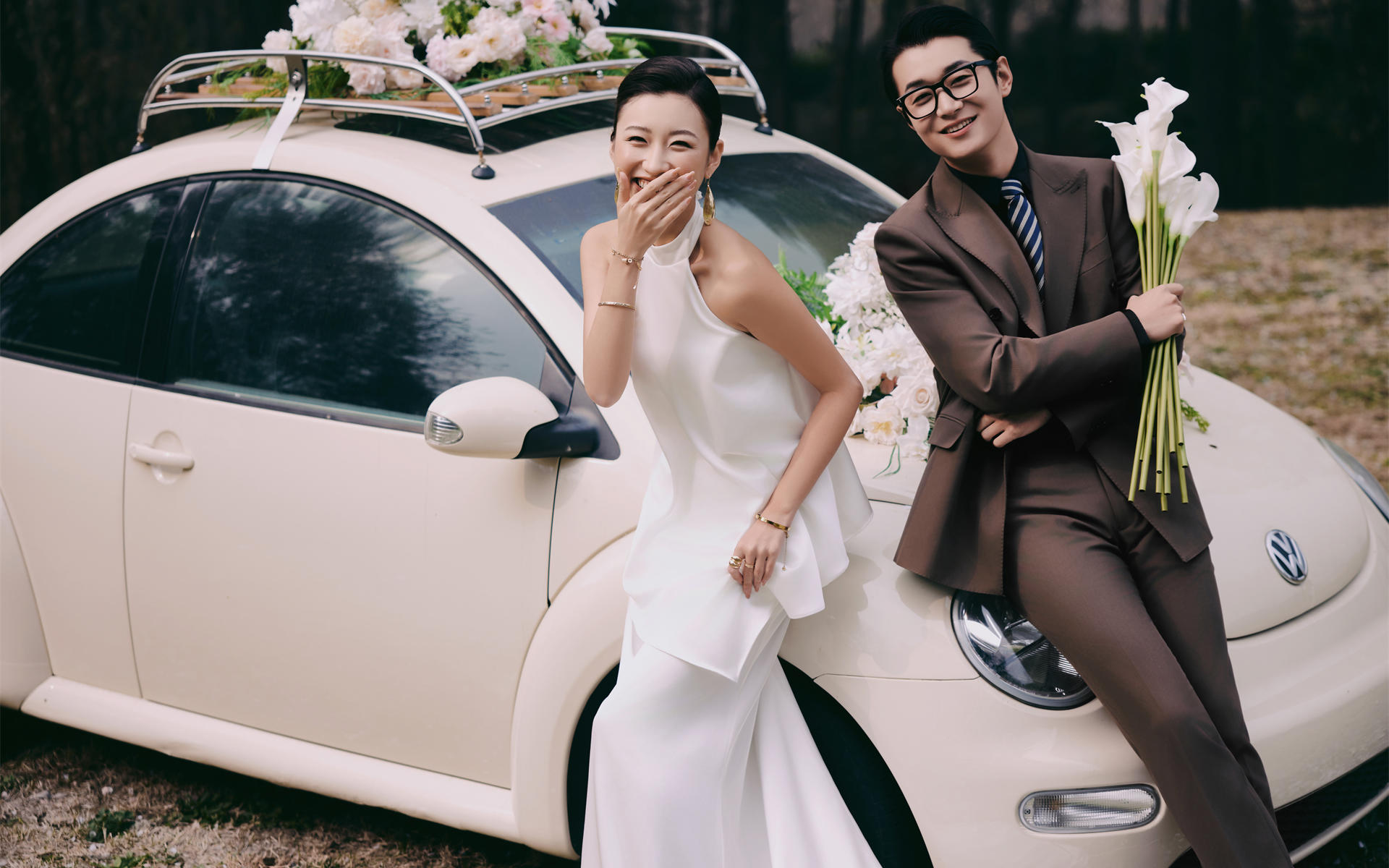 纪实互动感婚纱照