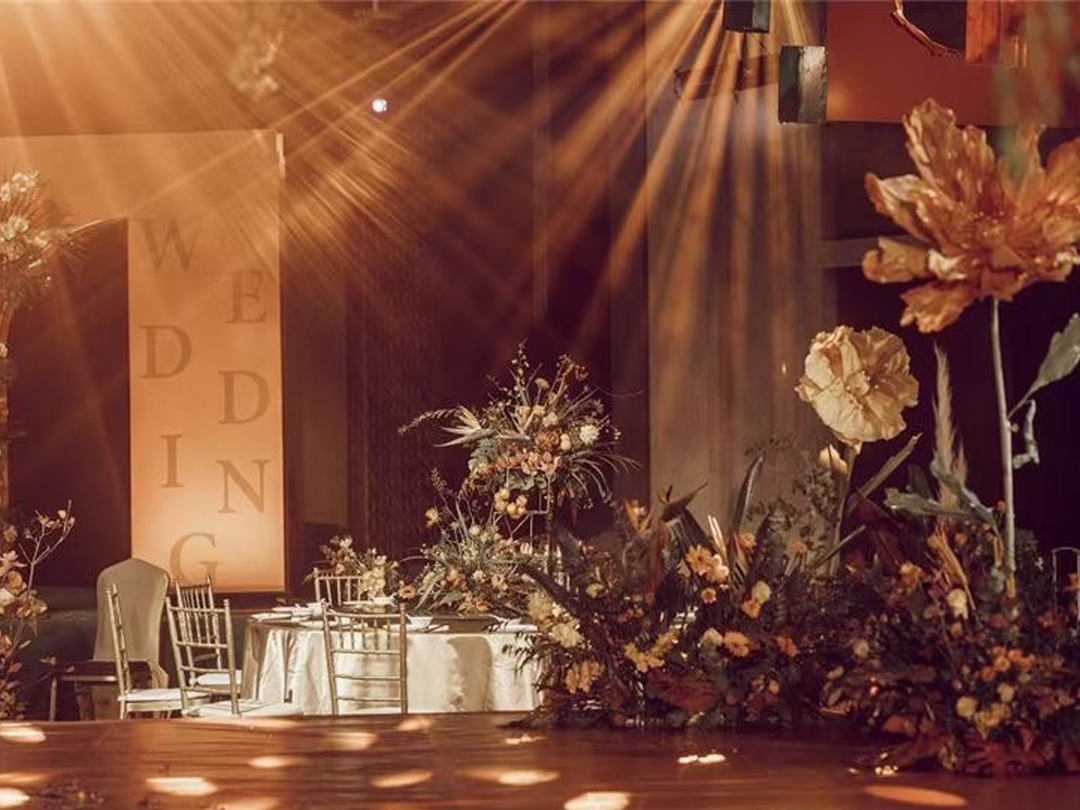 浪漫橙色主题风格婚礼布置