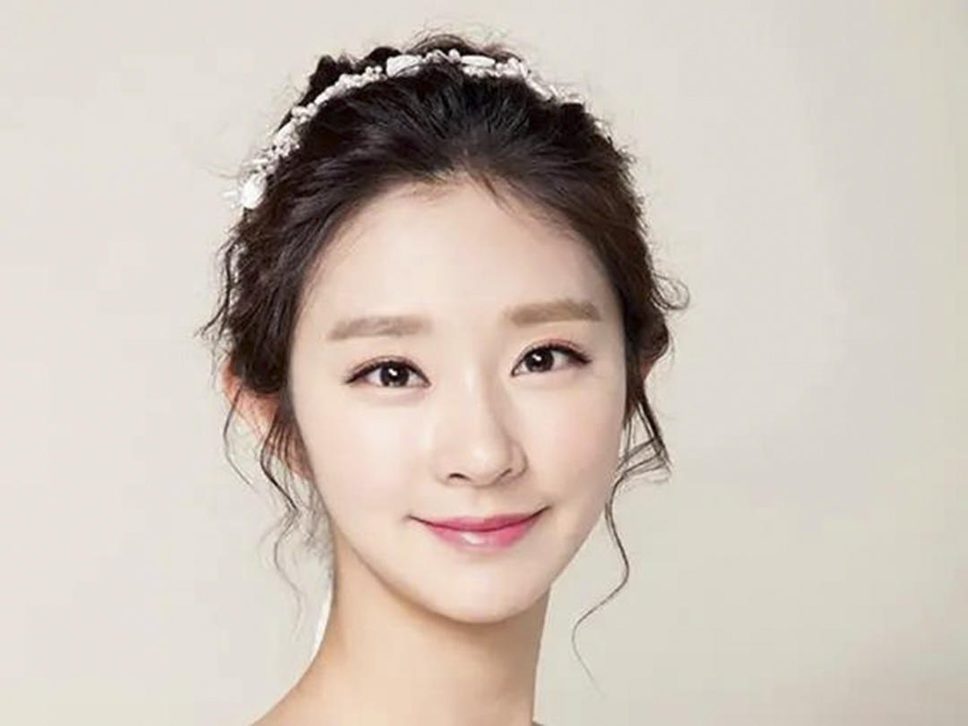 资深化妆师全程跟妆2造型  唯美妆容