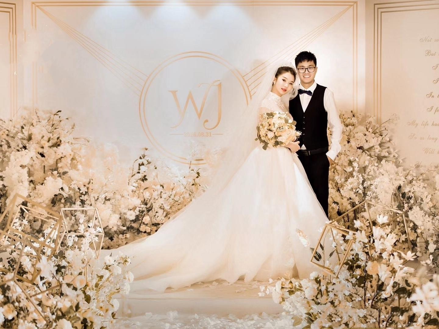 随州市薇薇婚礼韩式 香槟色