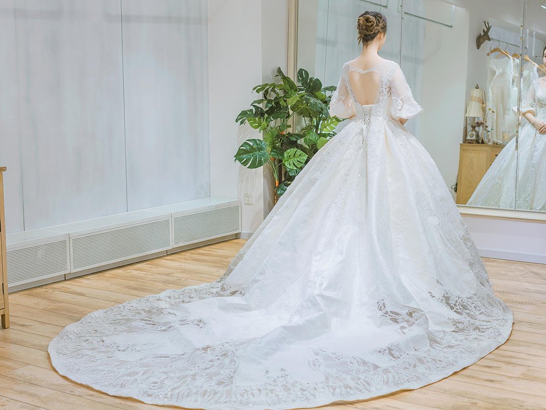 高定婚纱礼服套餐【高品质租赁】