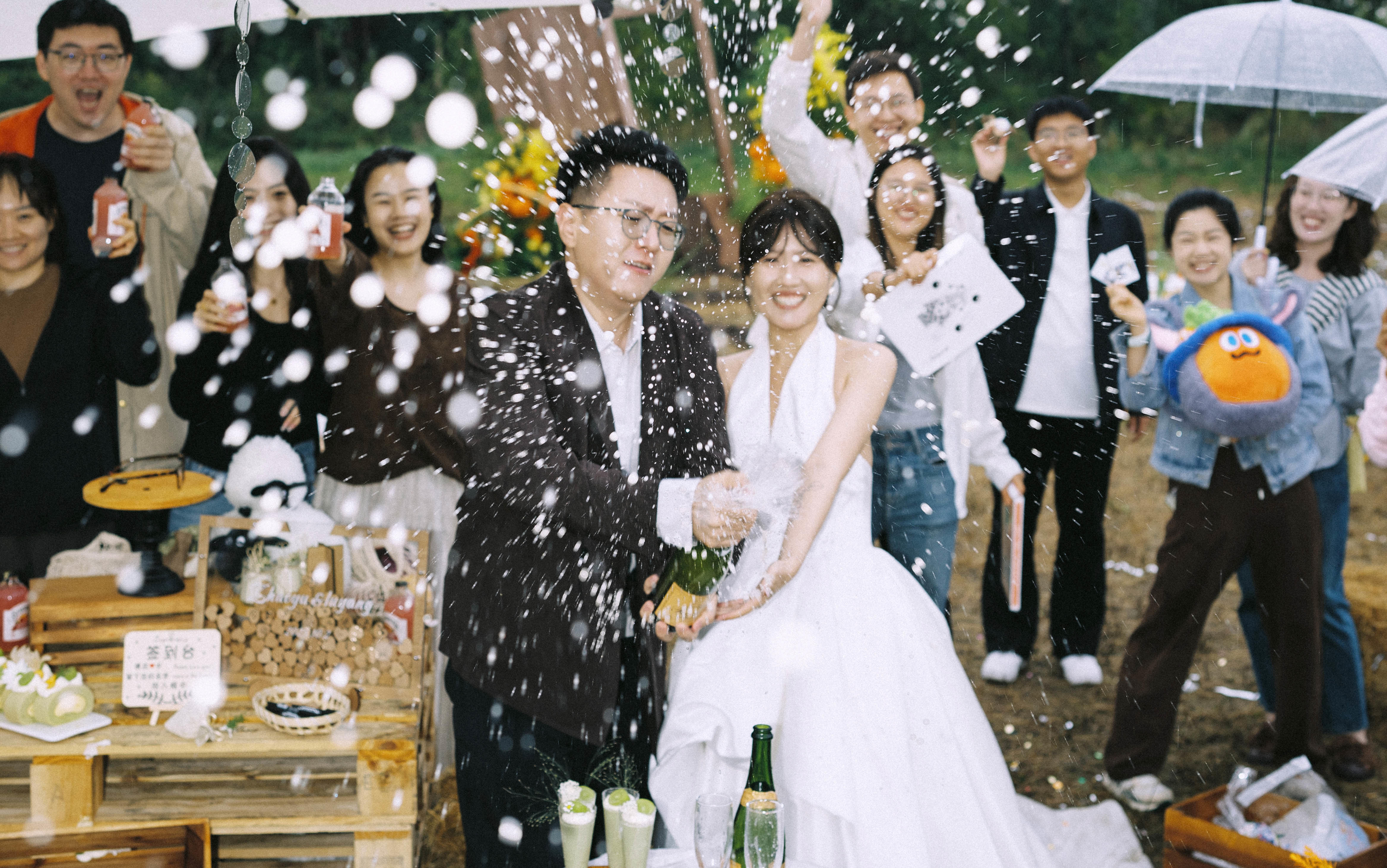 Sunny喜鋪 | 在婚禮上開瓶香檳