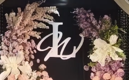 粉紫色水晶棚房婚禮