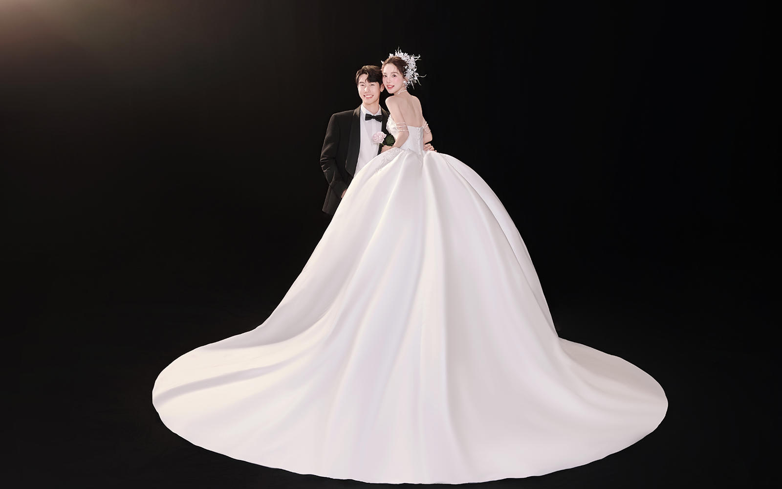 「客片欣賞」- 極簡(jiǎn)風(fēng)婚紗照