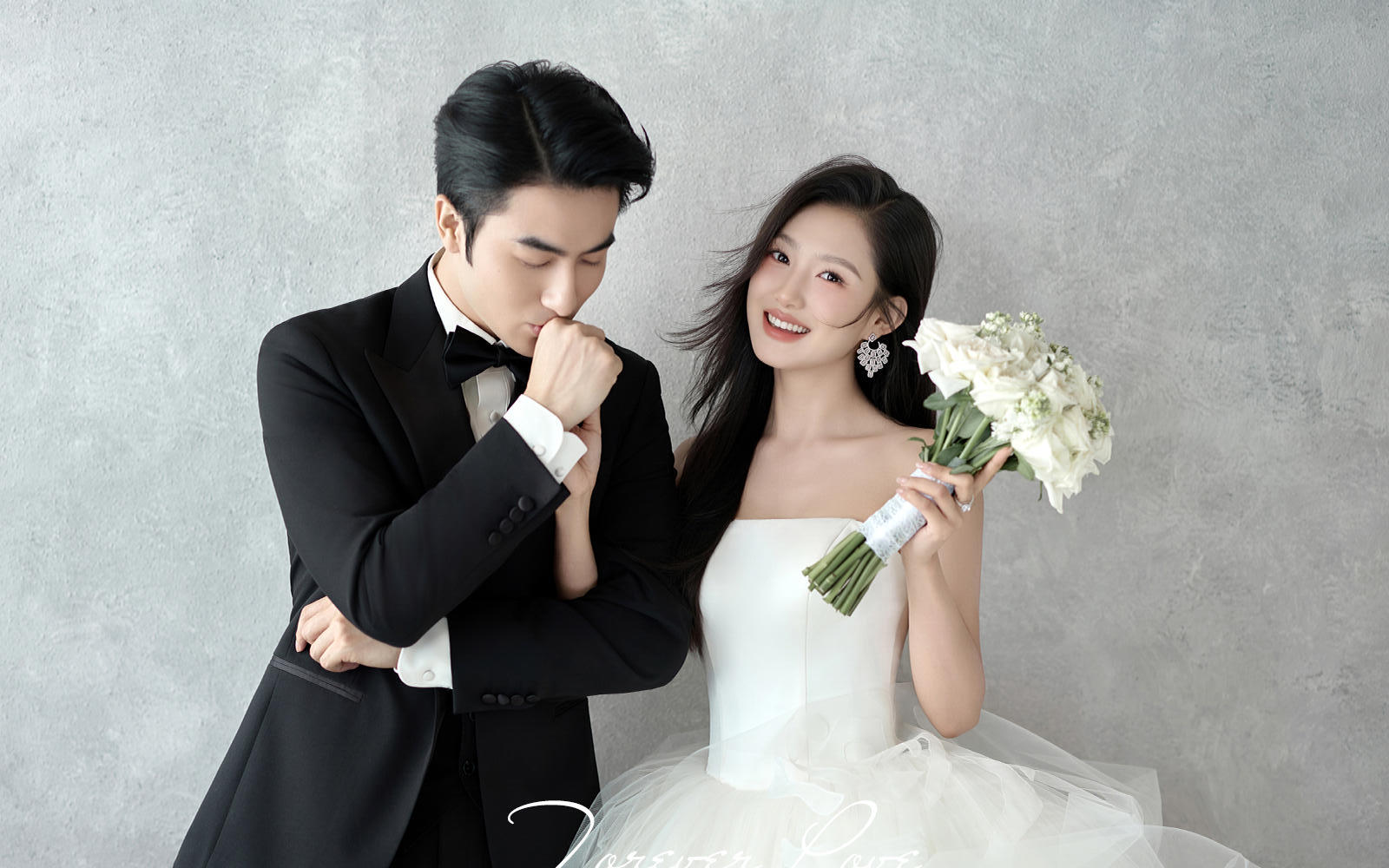 极简主纱✨把温柔和高级焊在婚纱照