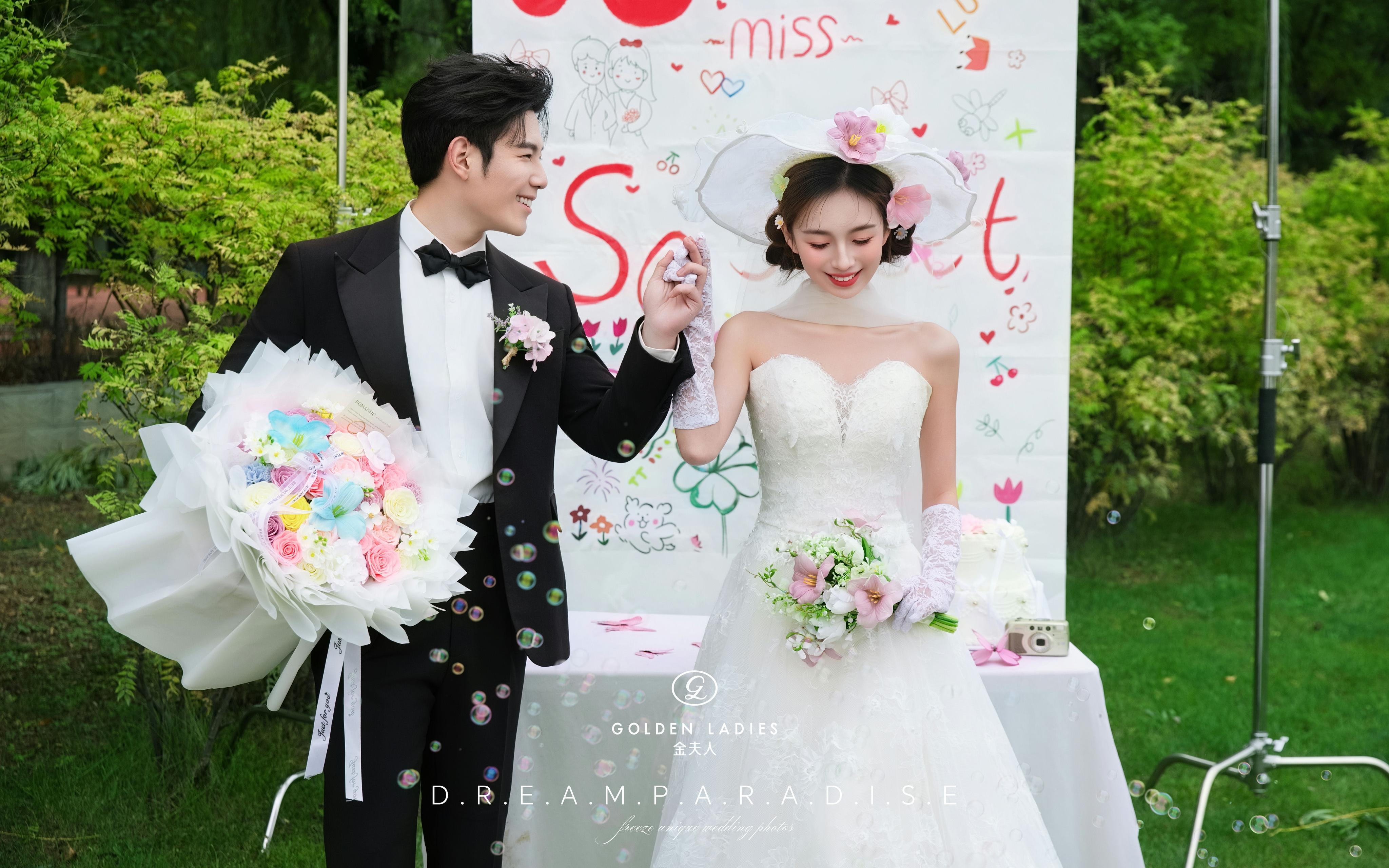 谁懂啊🍒我的手绘风婚纱照甜度直接爆表