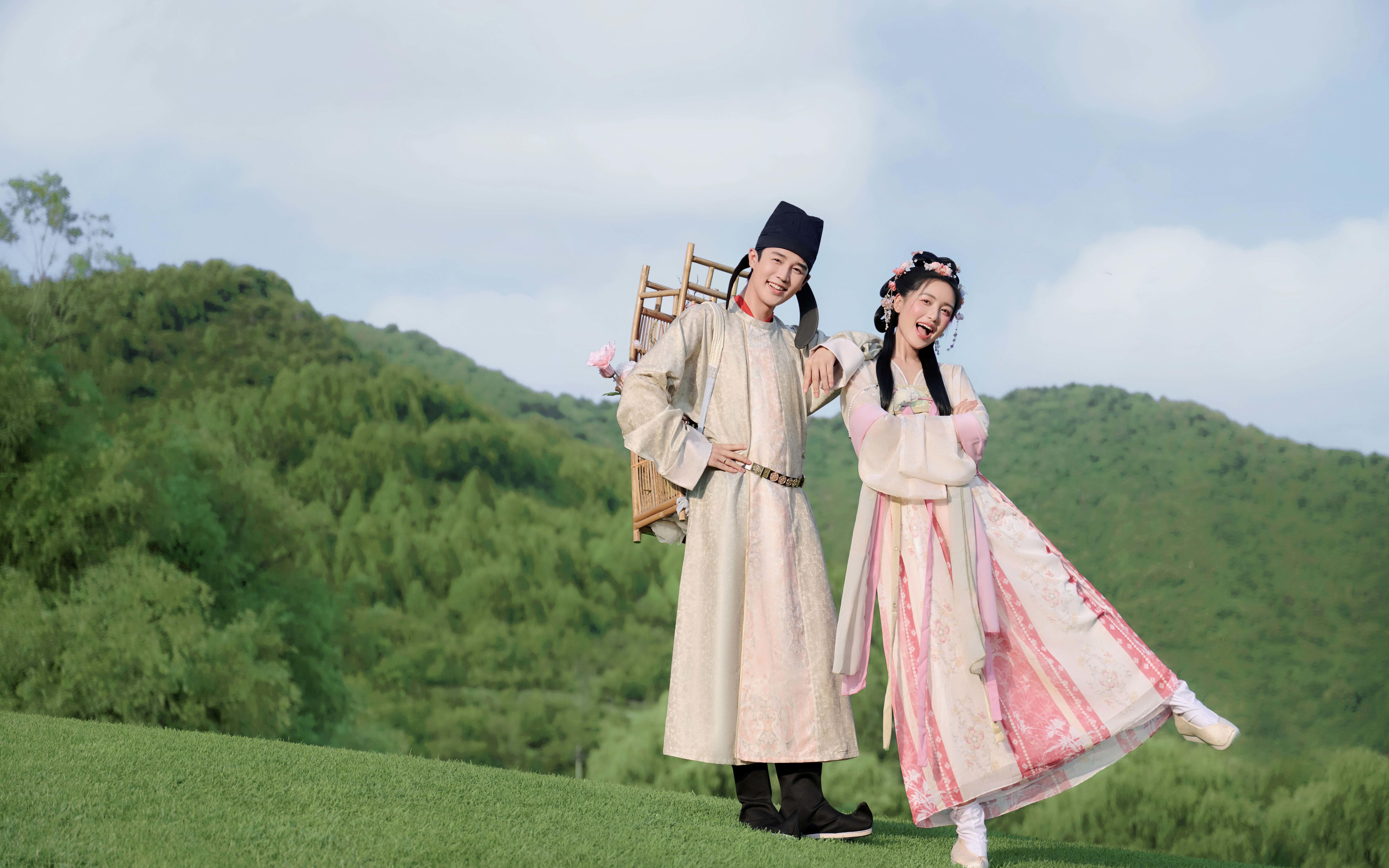 唐装婚纱照绝 美出片 古典与浪漫的完美碰撞